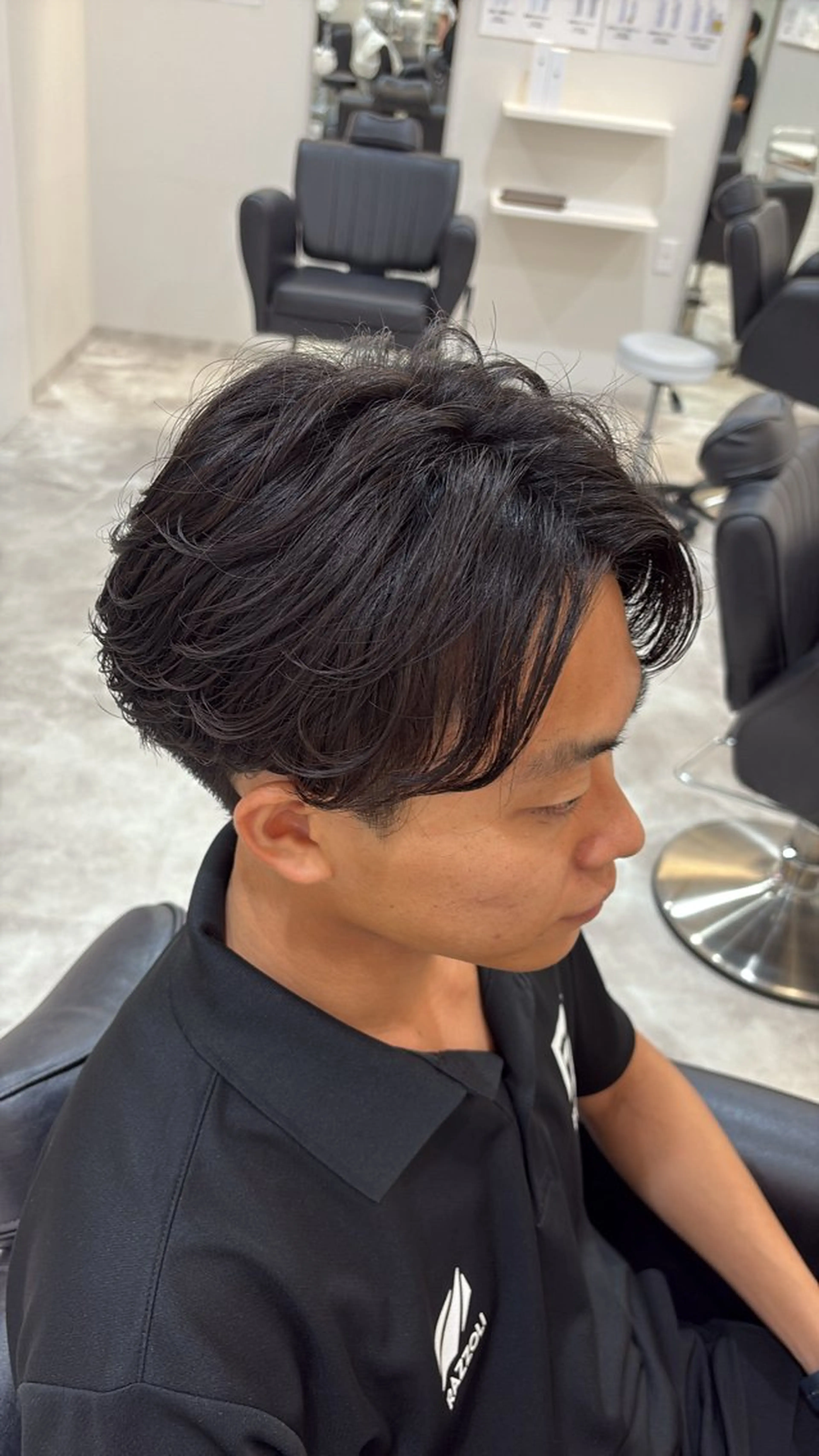 ミディアム ミディアムパーマ DAZZLE hair BLAST所属・池戸 晴也のヘアスタイル