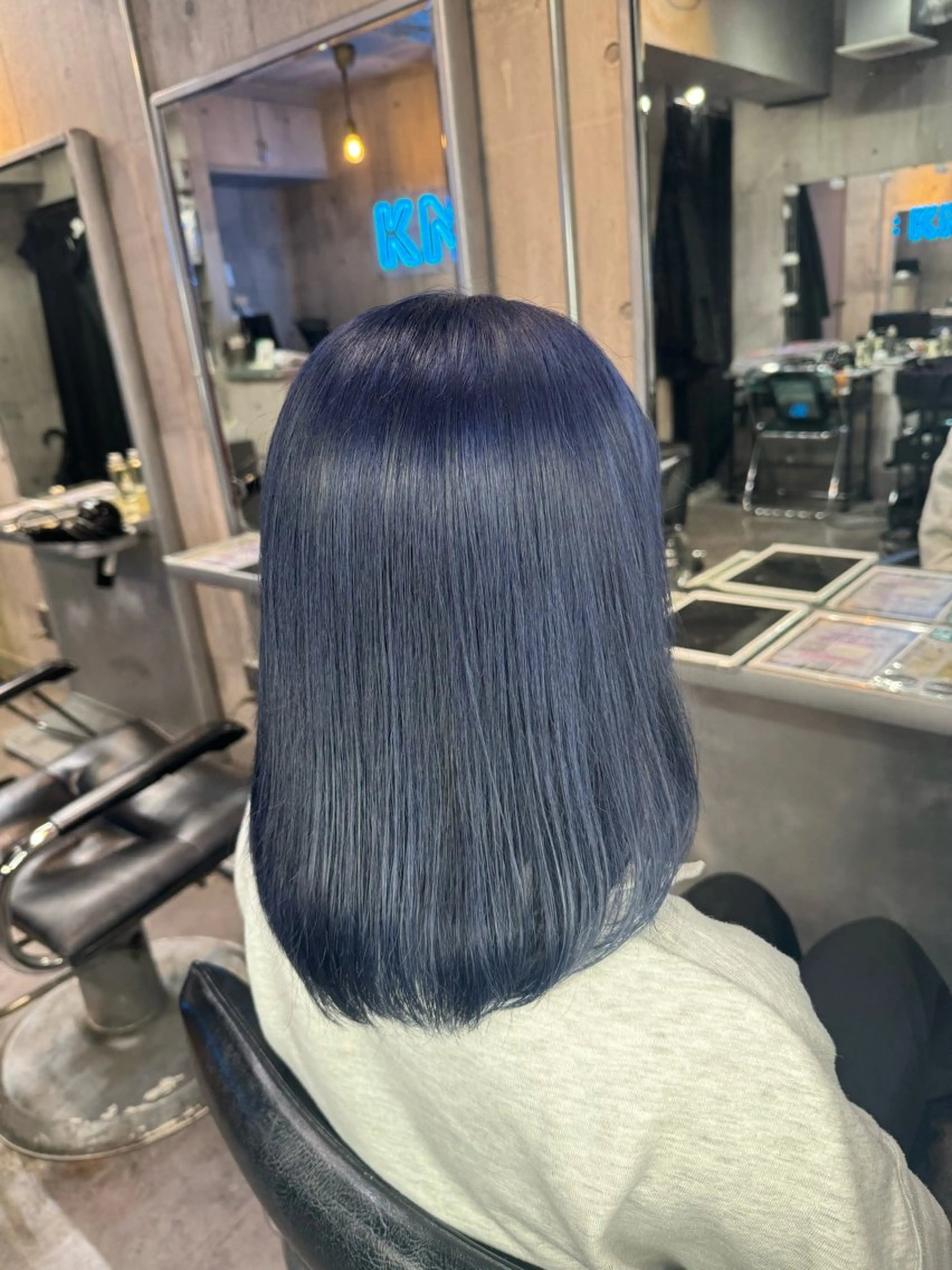 カラー ブルーカラー ネイビーカラー ♡₊⁺カットの天才 ？？AYANEのヘアスタイル