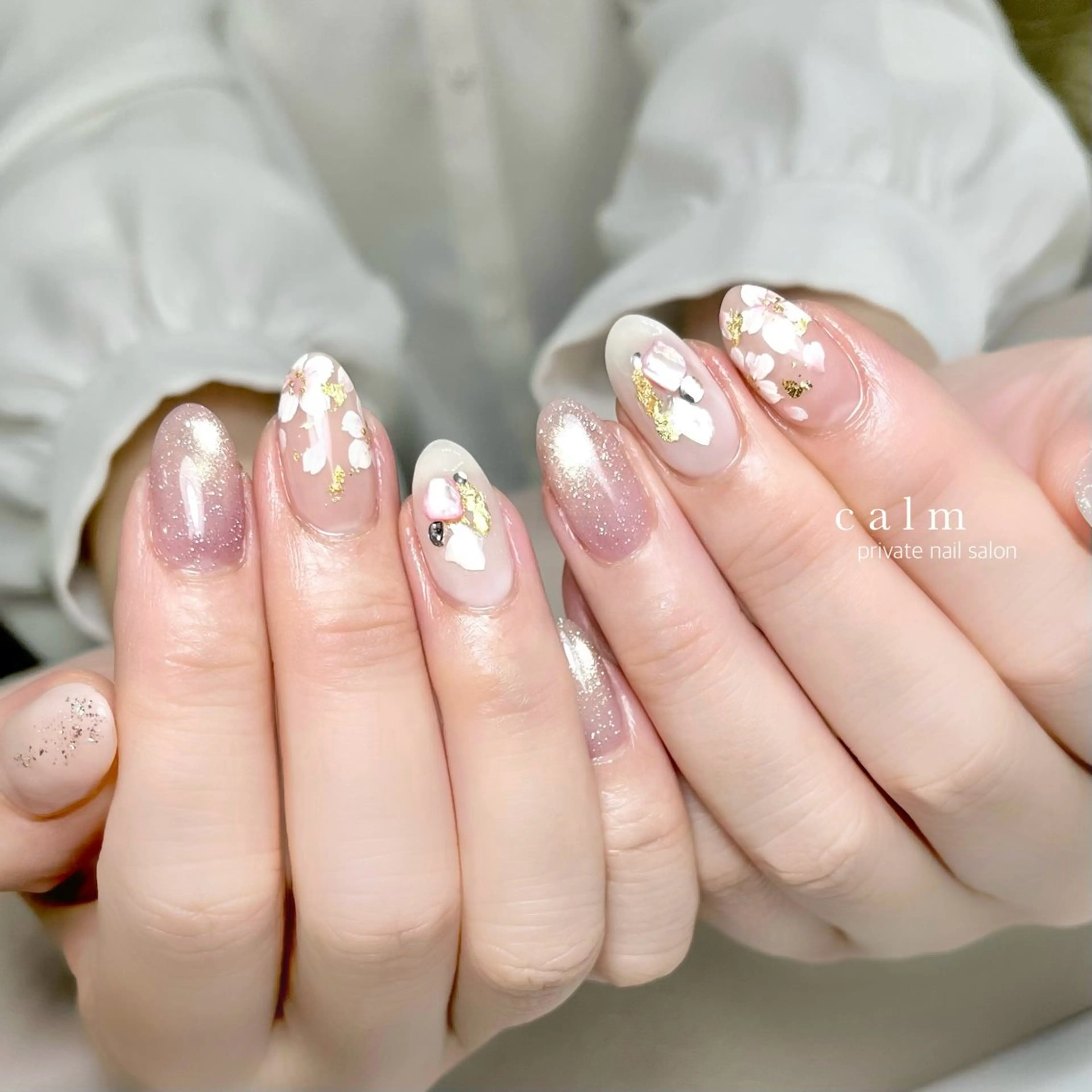 ネイル ハンドネイル calm 〔ｶｰﾑ〕のネイルデザイン
