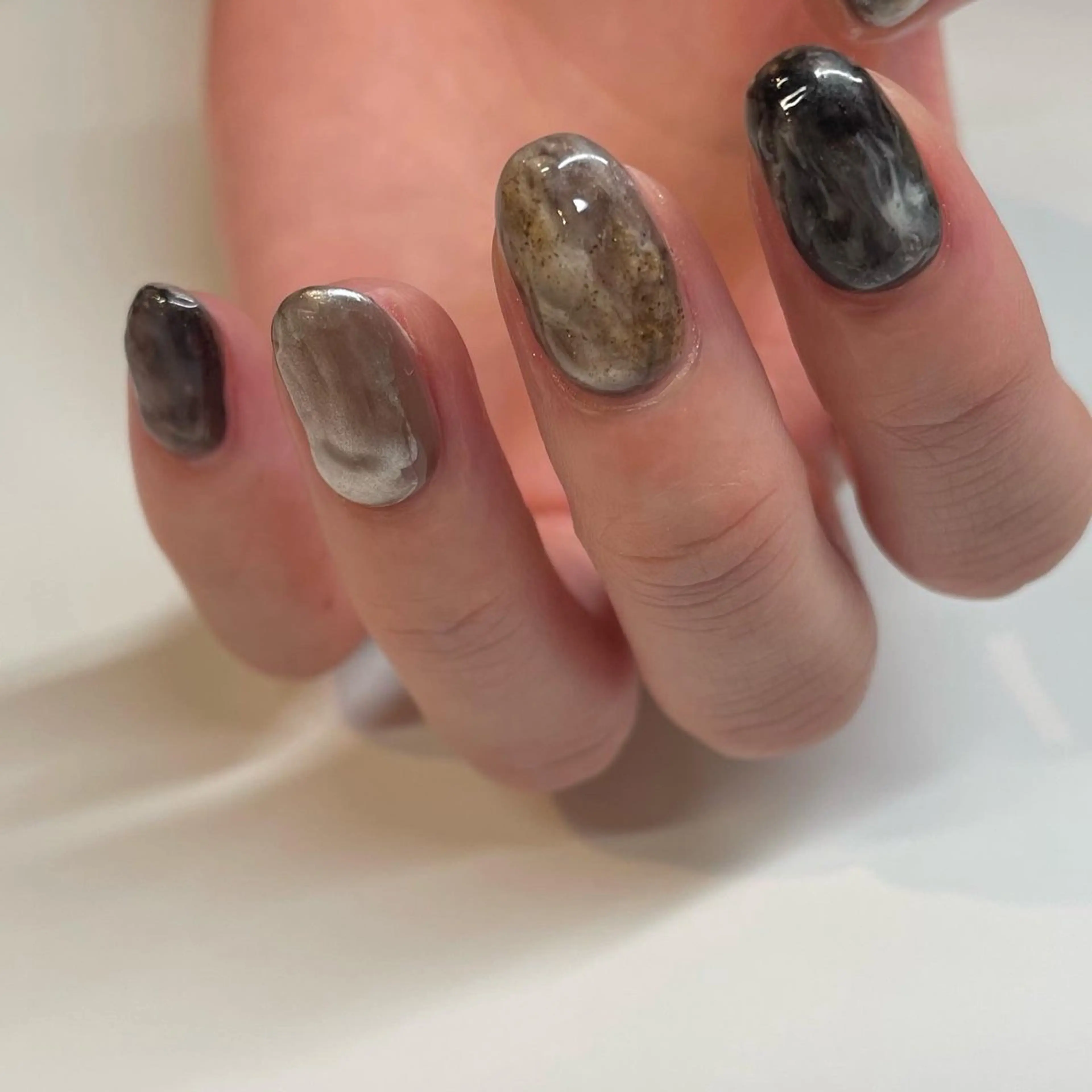 ネイル ニュアンスネイル Manon Yuiのマツエク・マツパデザイン