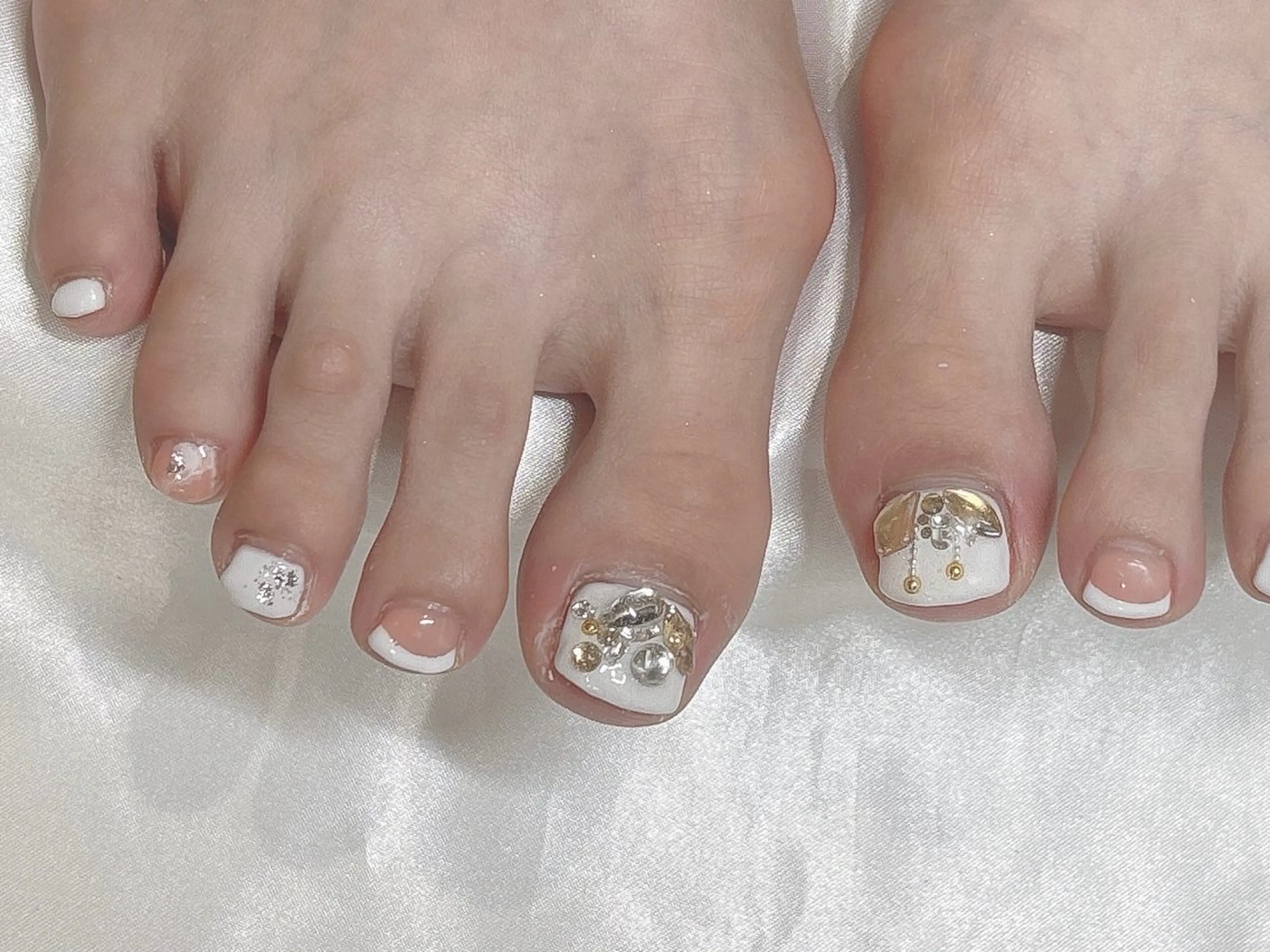 ネイル フットネイル BABY LION :Fumiyoのネイルデザイン