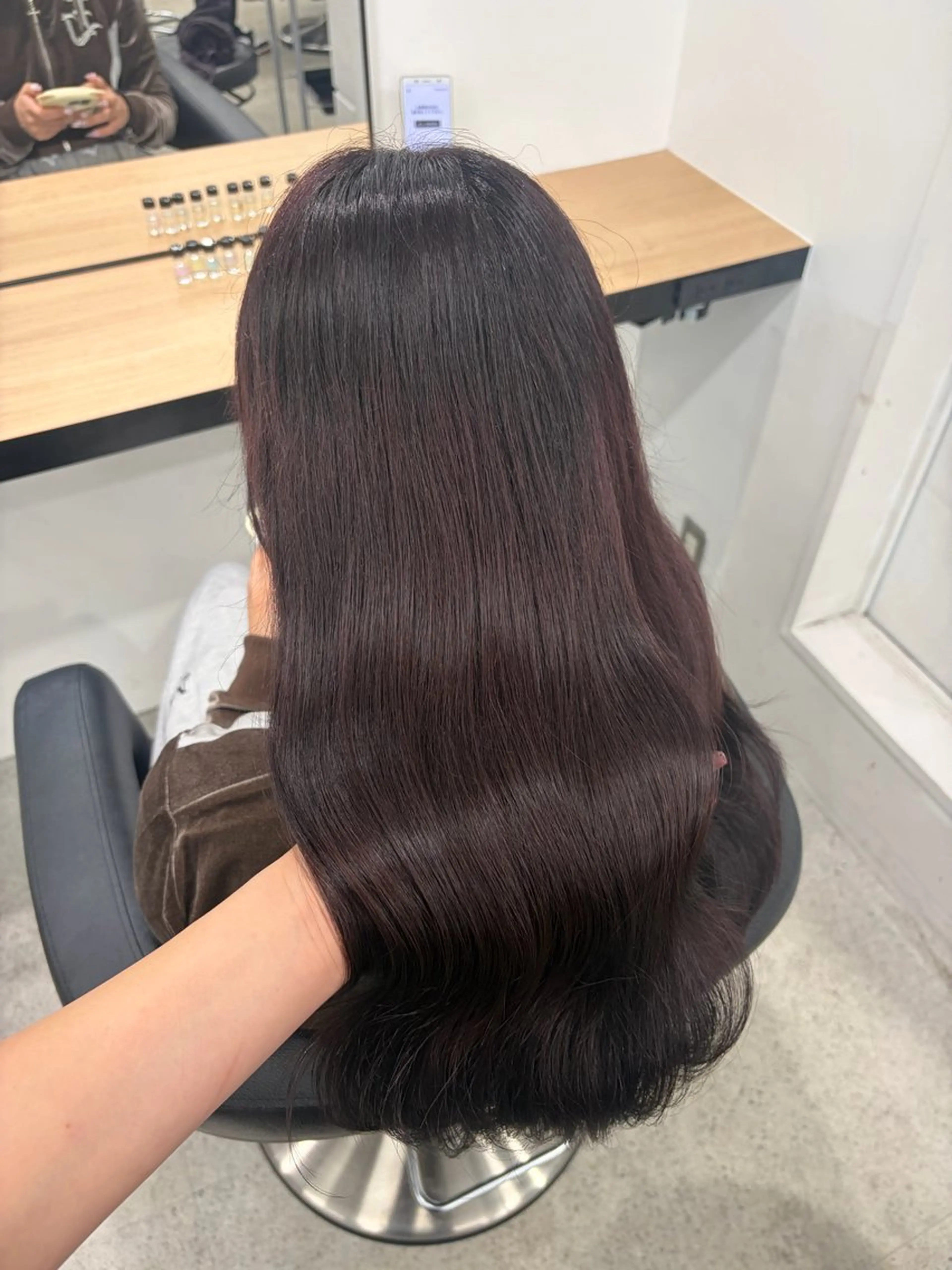 ロング カラー ブリーチ 髪質改善 トリートメント ヘアカラー 💗愛され暖色💗 ピンク/レッド💗のヘアスタイル