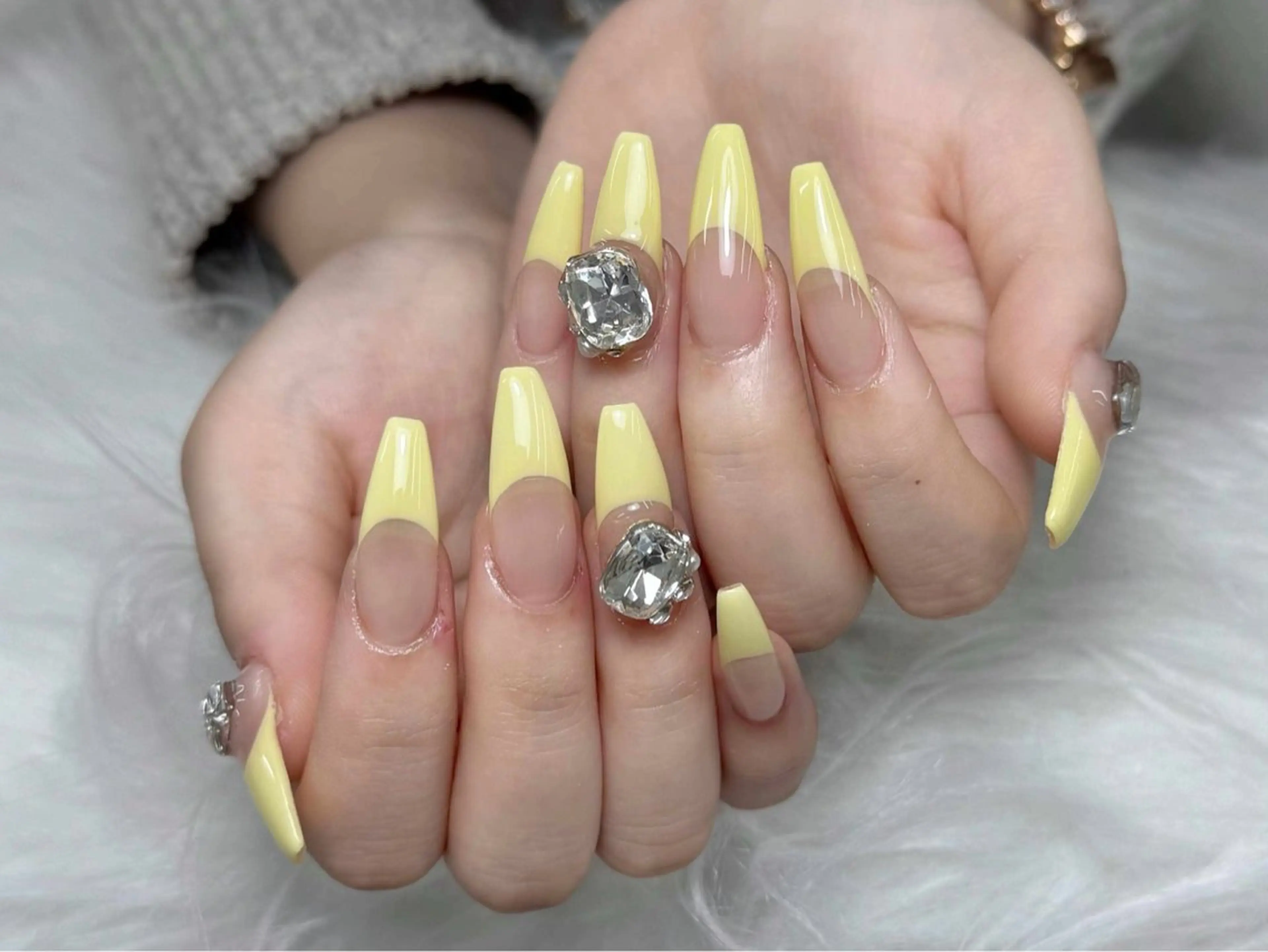 ネイル ハンドネイル ハンドケア Nova Nail Salonのネイルデザイン