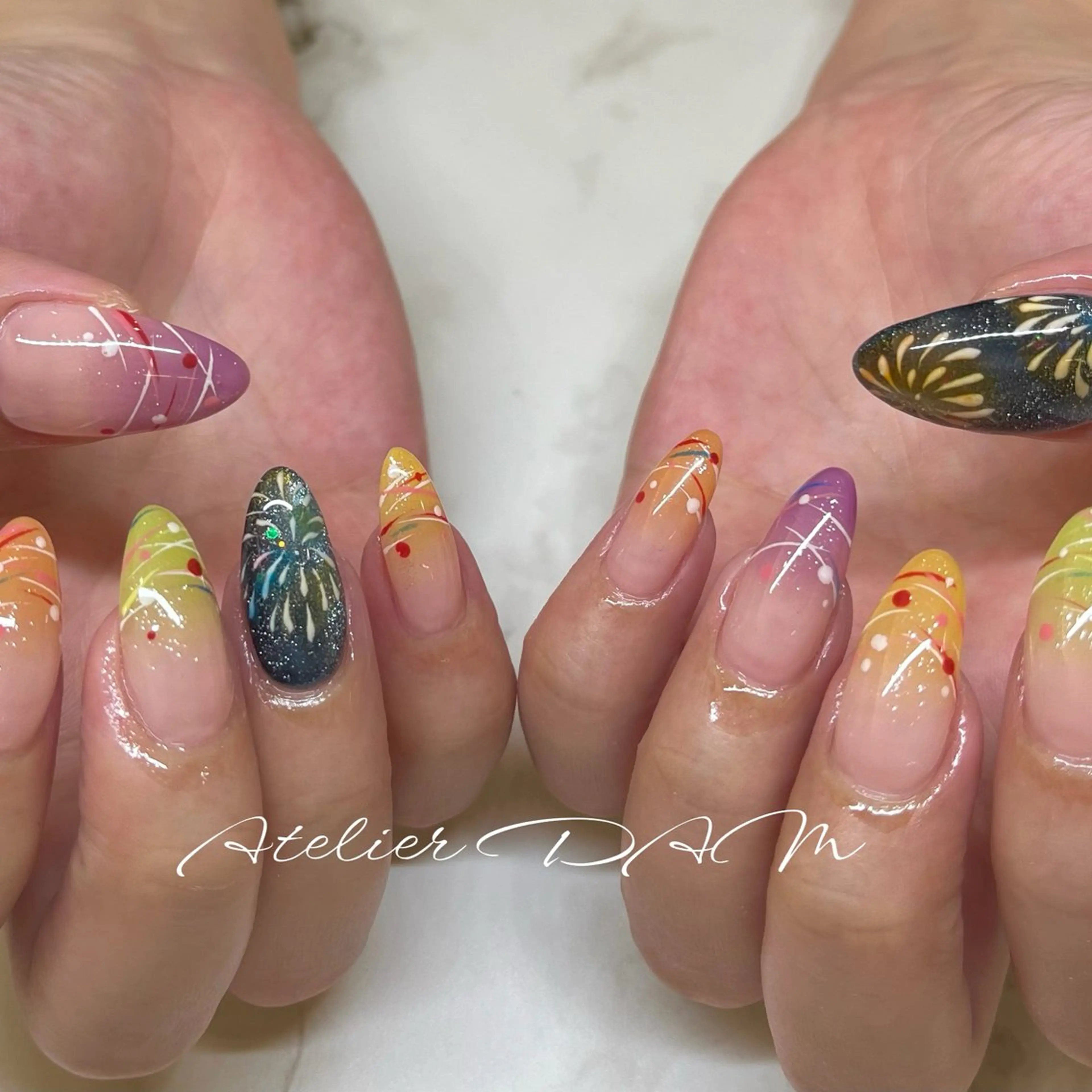 ミディアム ハンドネイル nail&eyelashsalon atelier fam上本町店所属・アトリエ FAMのネイルデザイン