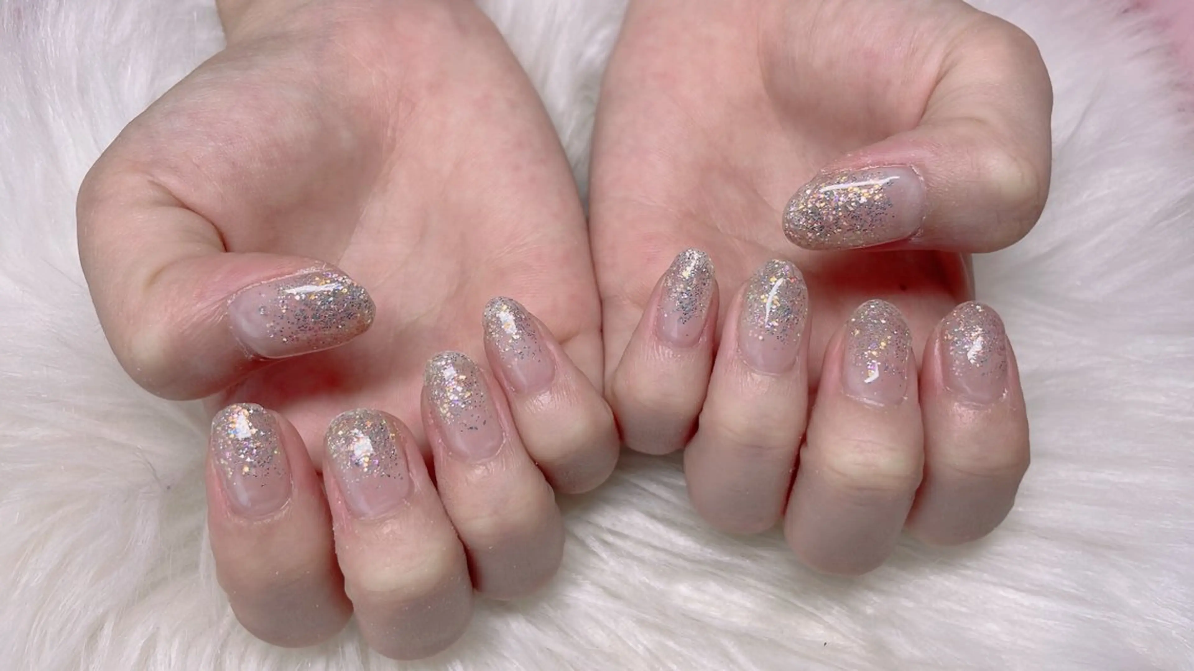 ネイル Amoureuse Satomiのネイルデザイン