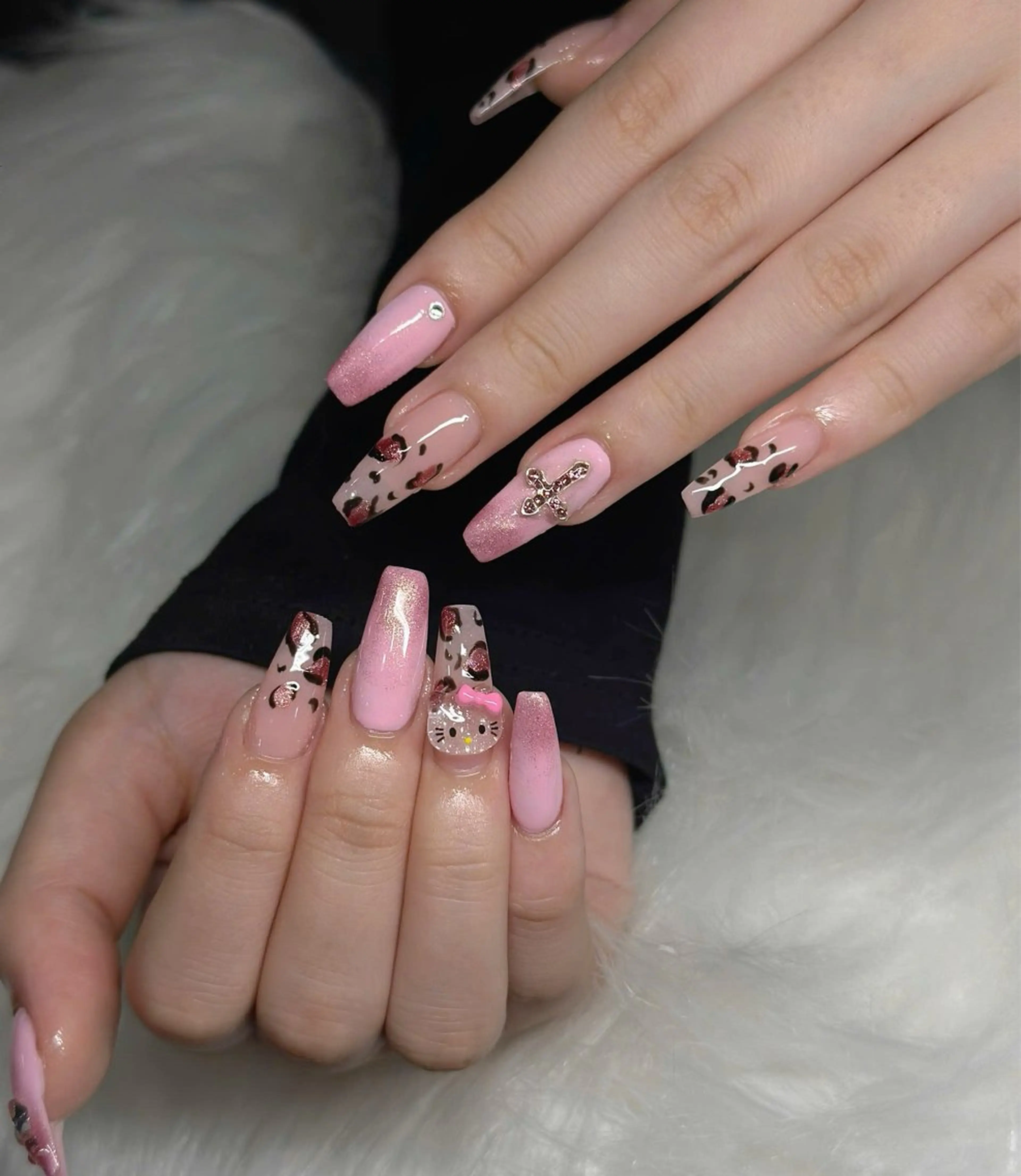 ネイル ボルドー ブラウン チークネイル ドット フットネイル ハンドネイル NAILS BAR SHINJUKUのネイルデザイン