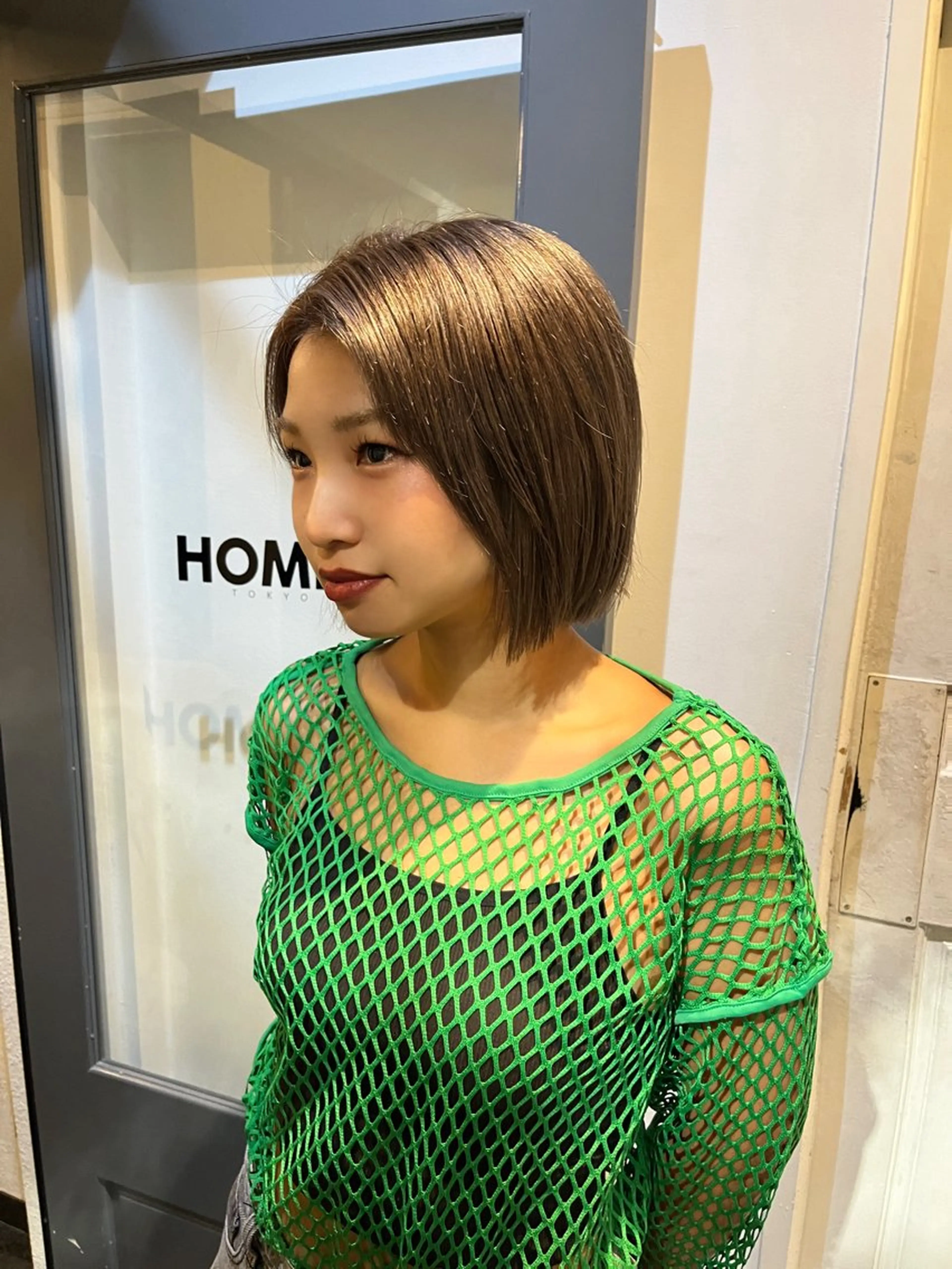 ミディアム カラー ボブ HOMIE TOKYO所属・sora / 渋谷 / ハイトーンのヘアスタイル