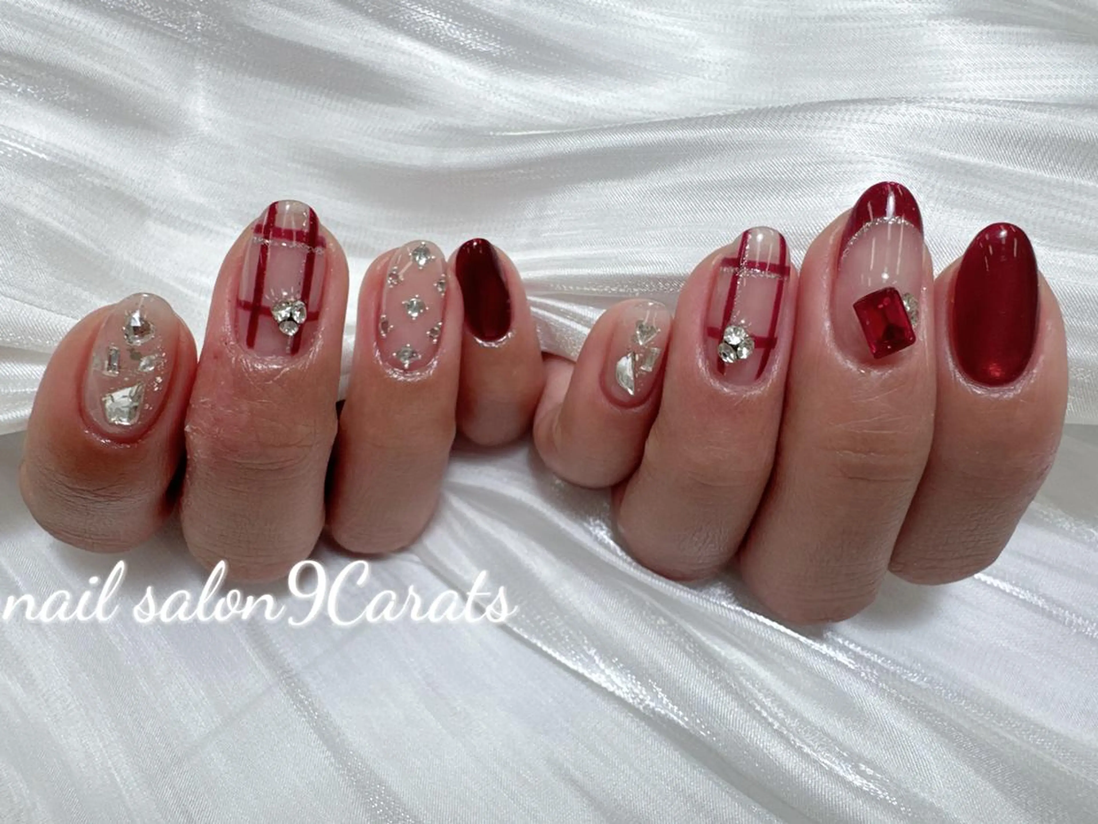 ネイル ハンドネイル ネイルサロン 9Carats神田のネイルデザイン