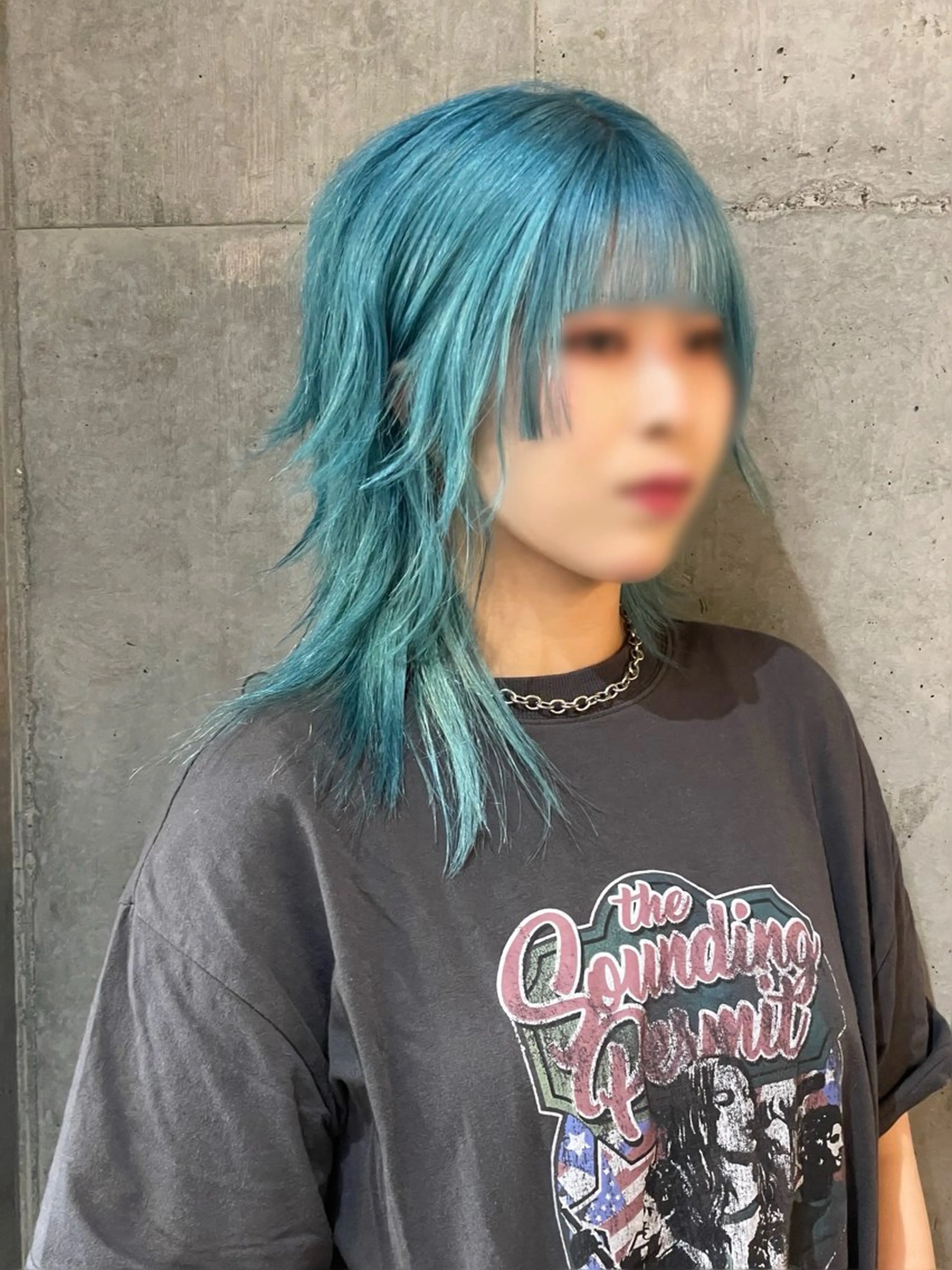 セミロング カット 韓国リアルハッシュ レイヤーカットのヘアスタイル