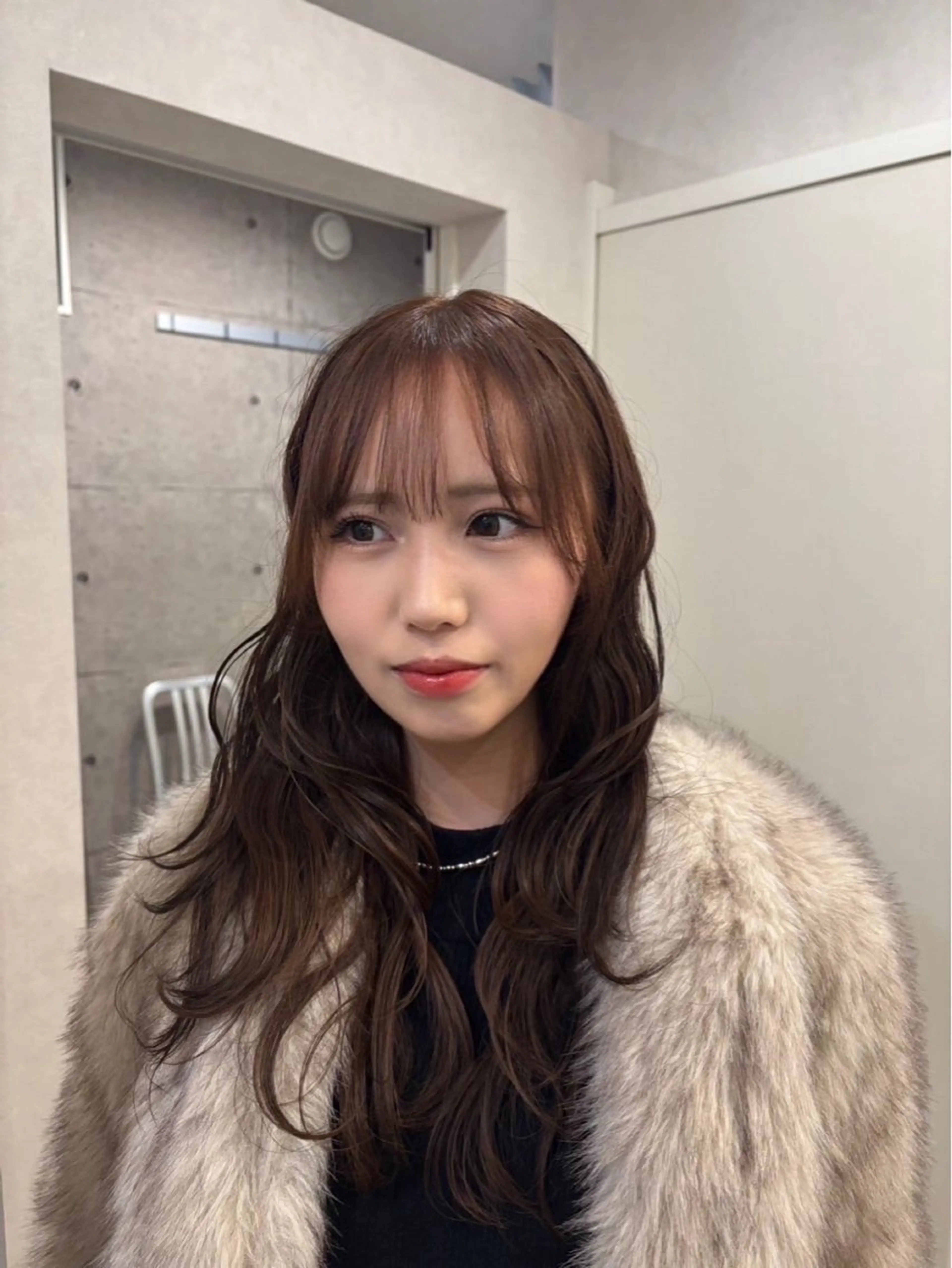 セミロング 金木 凜花のヘアスタイル