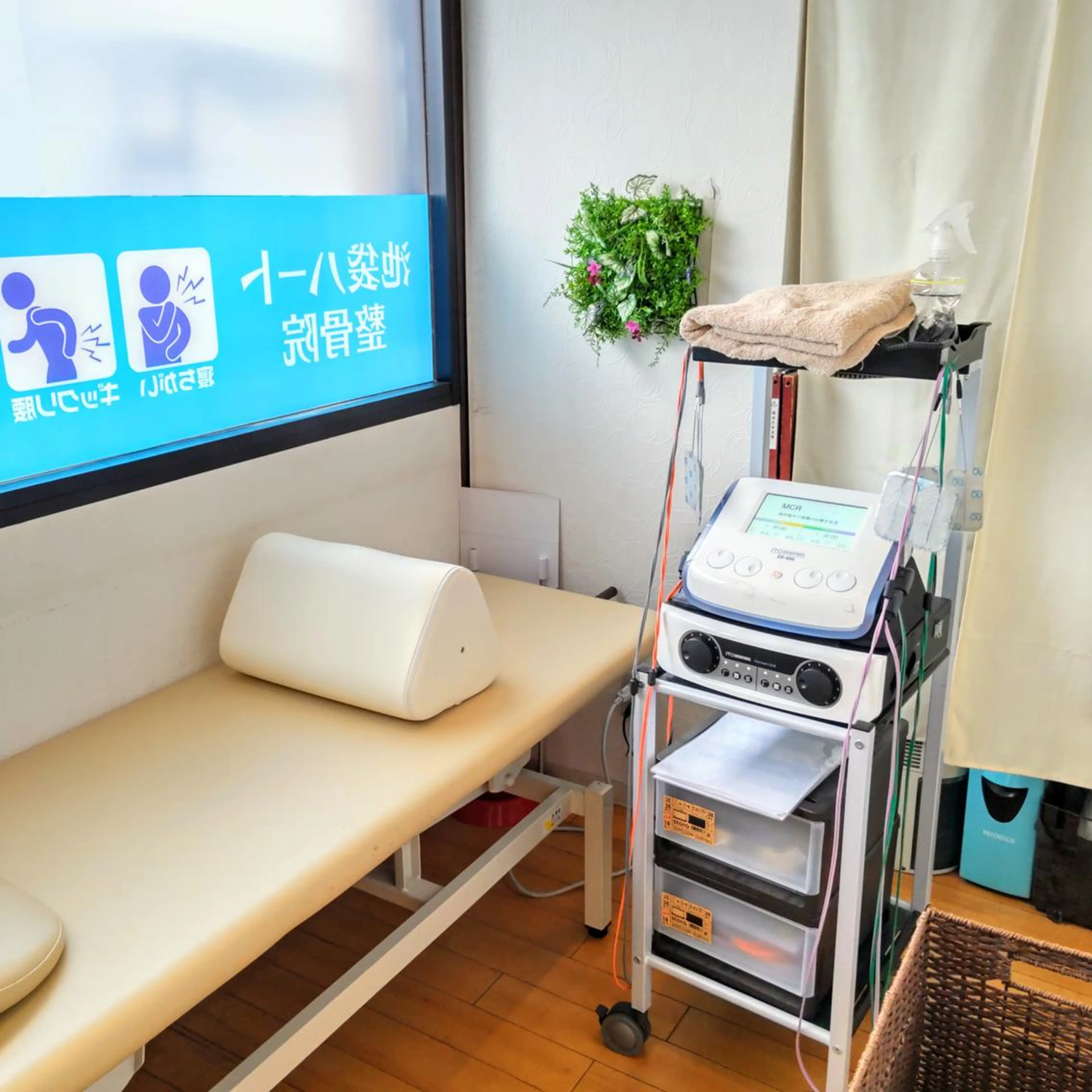 お顔のむくみたるみ 専門☆美容鍼小顔矯正のエステ・リラクイメージ