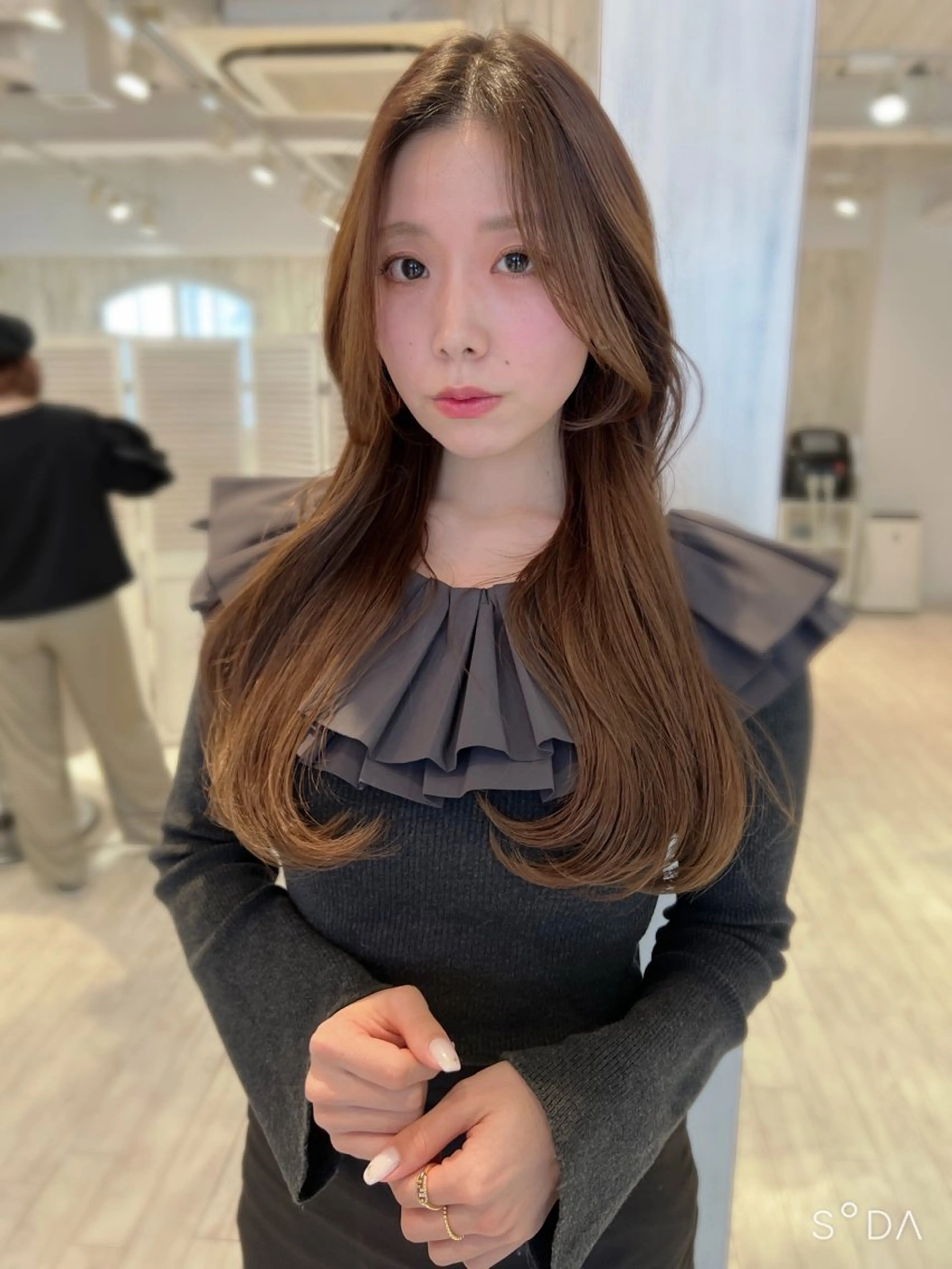 ロング カット トリートメント ハイレイヤー/顔周り /レイヤーカットのヘアスタイル