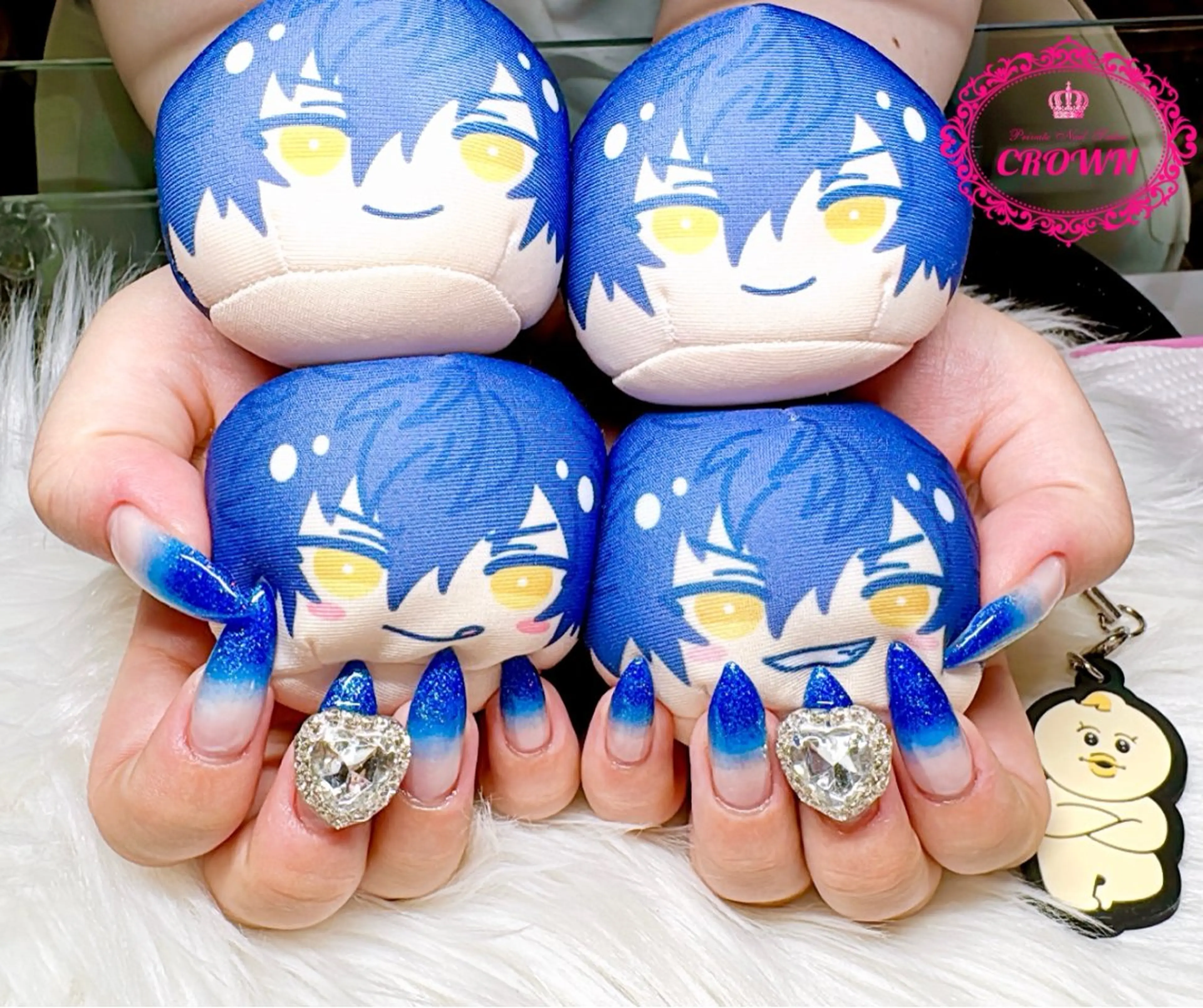 ネイル CROWN プライベートサロンのネイルデザイン