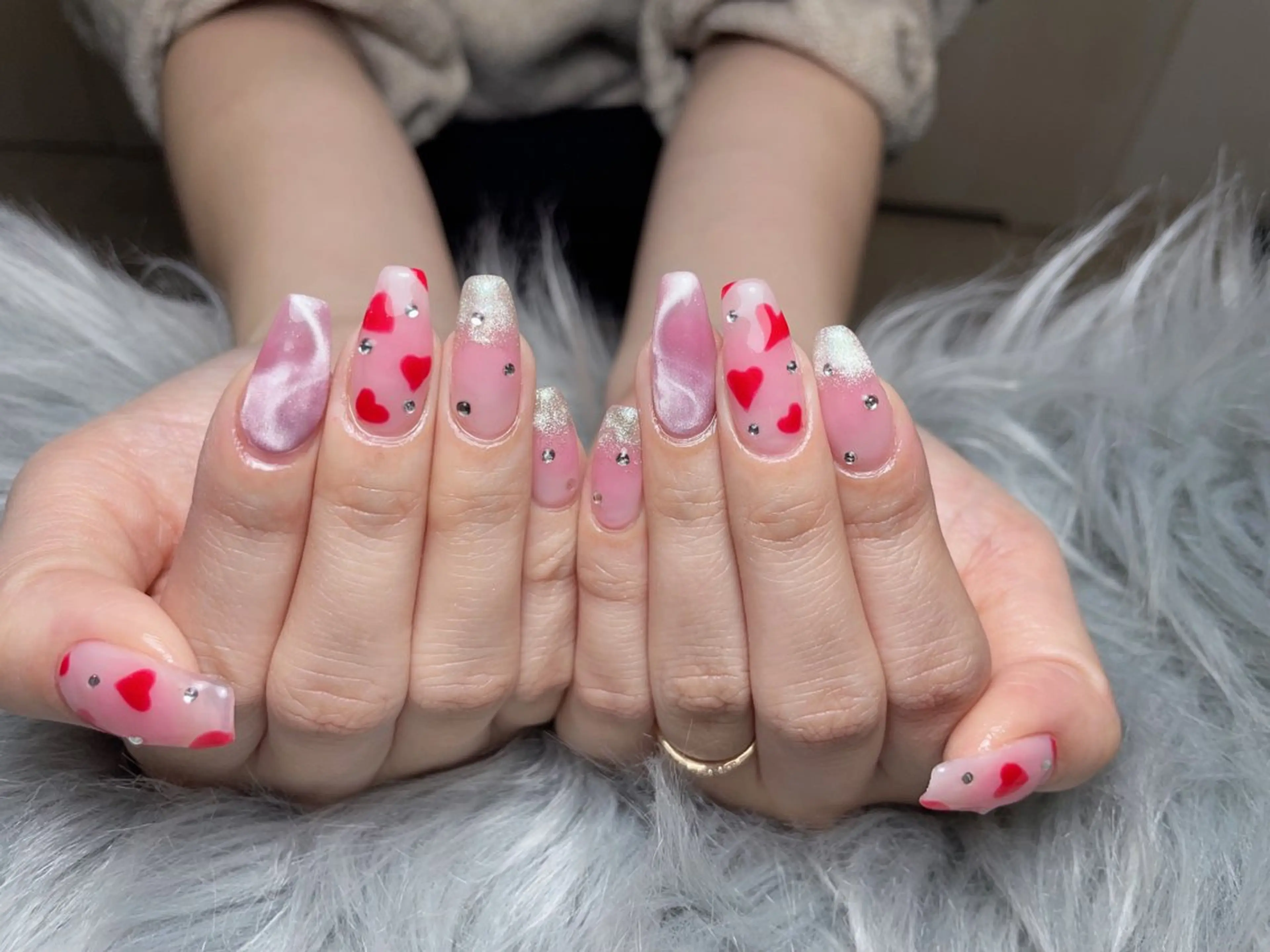 ネイル チークネイル ジェルネイル ハート マグネットネイル パラジェル ハンドネイル BLANCEnail所属・BLANCnail yuuのネイルデザイン