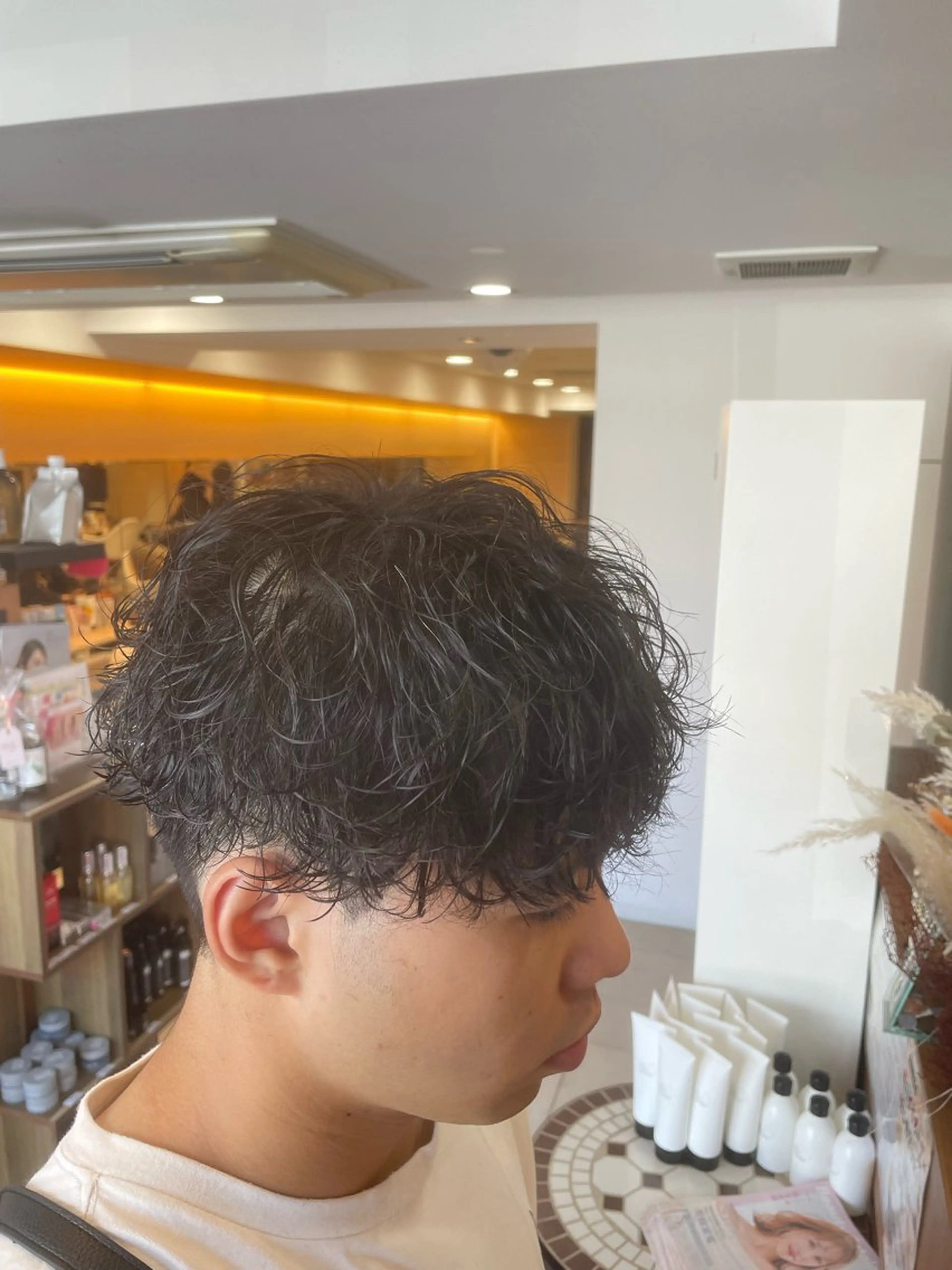 【メンズ】　骨格矯正カット＋扱いやすいパーマ＋トリートメントの写真