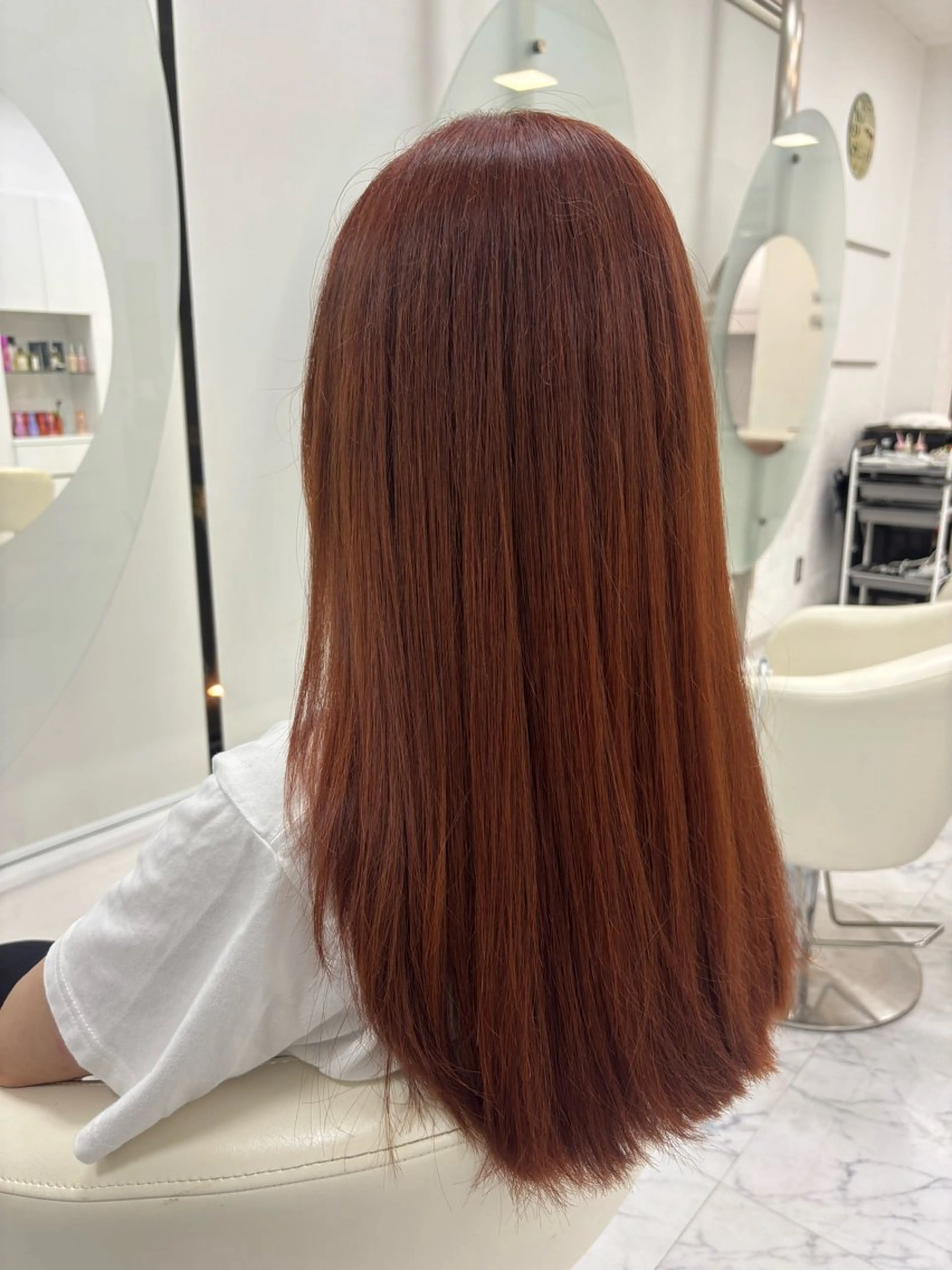 ロング カラー ベージュカラー オレンジ オレンジベージュ レイヤーカット カット ヘアカラー Esquisse.est所属・Esquisse est ミライのヘアスタイル