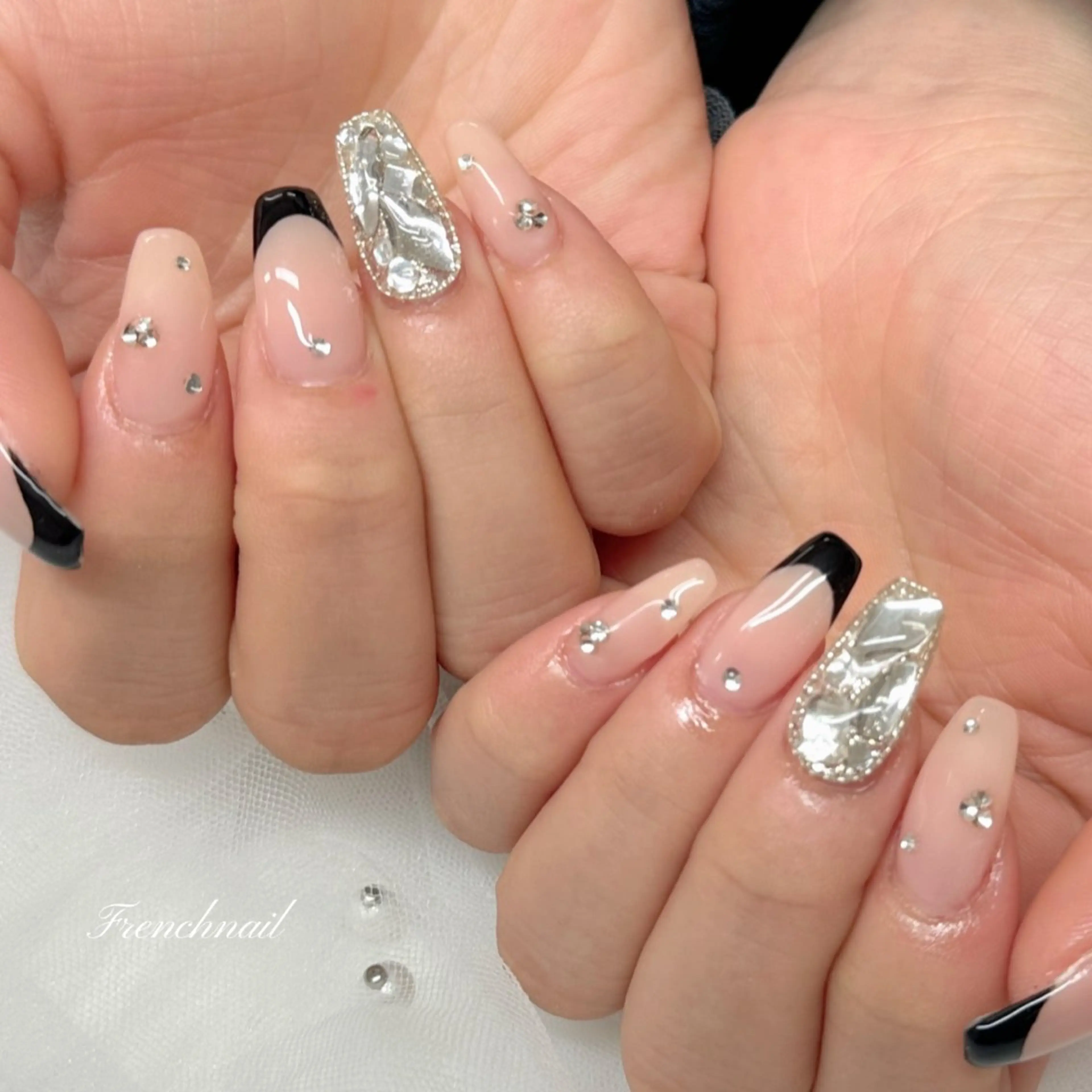 ネイル ハンドネイル UnFLAIR 麻布十番店🧸NAOのネイルデザイン