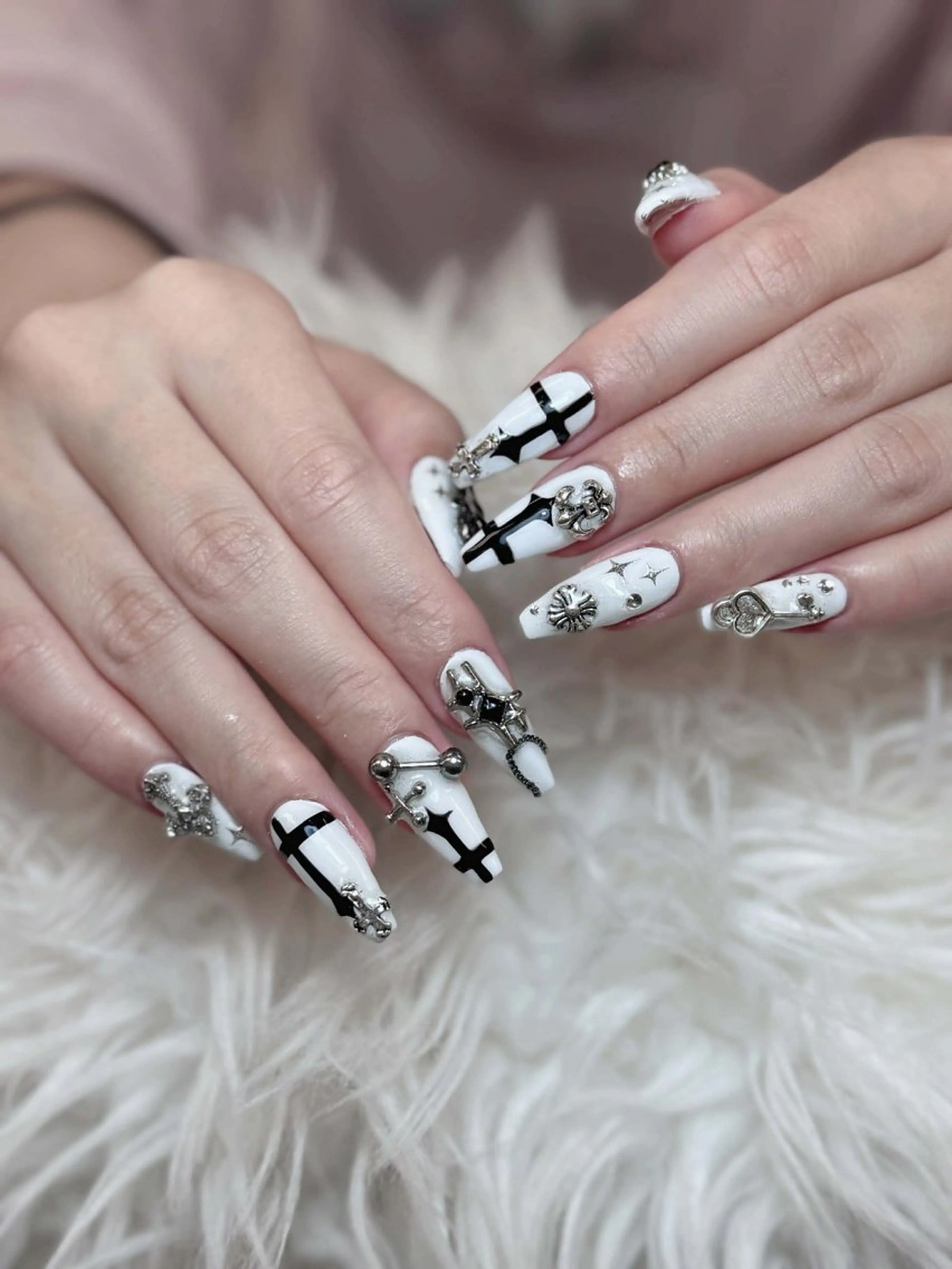 ネイル ハンドネイル ハンドケア Anh Nail 歌舞伎町のネイルデザイン