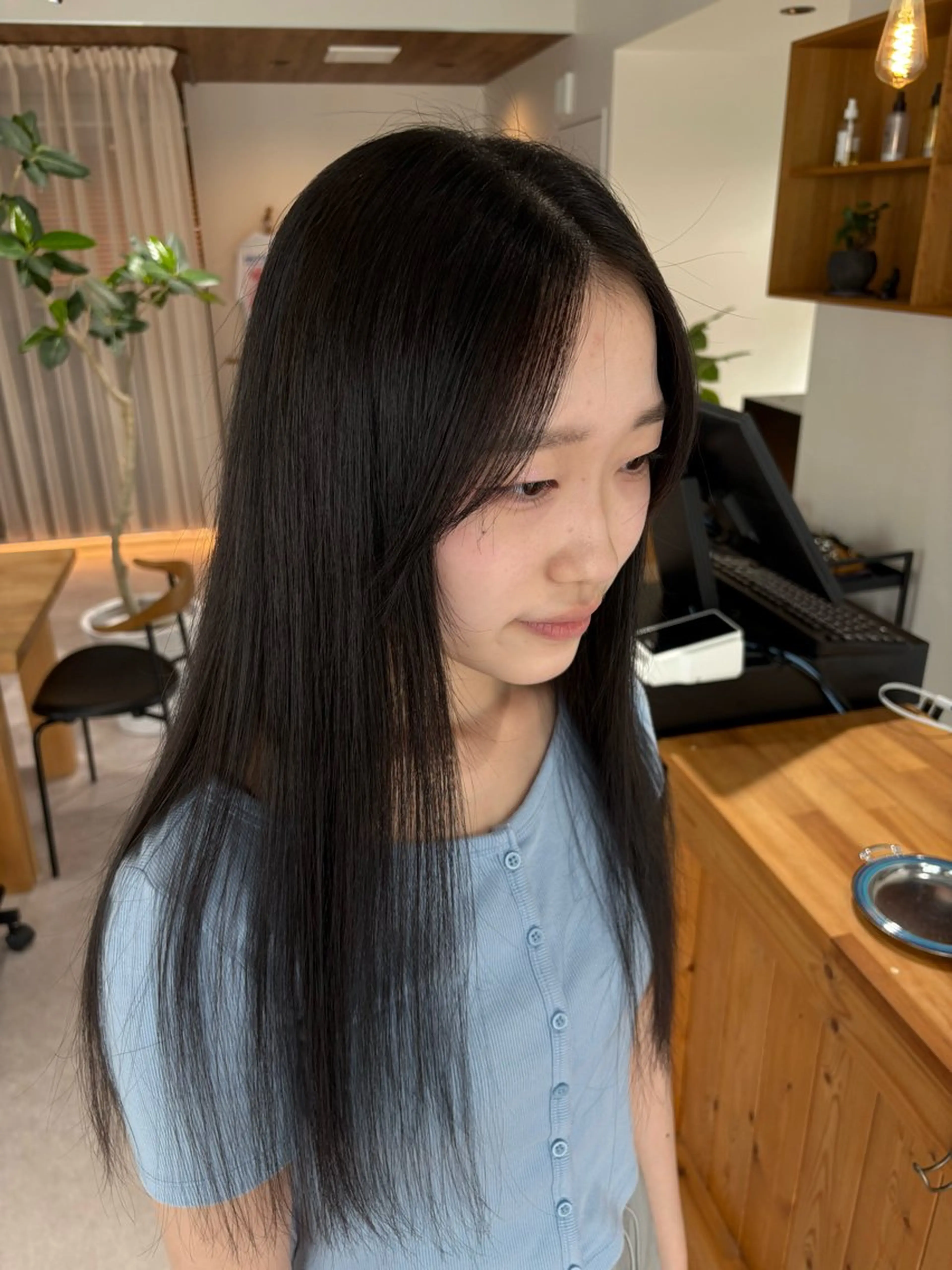 カラー ヘアカラー aina / n.w.hのヘアスタイル