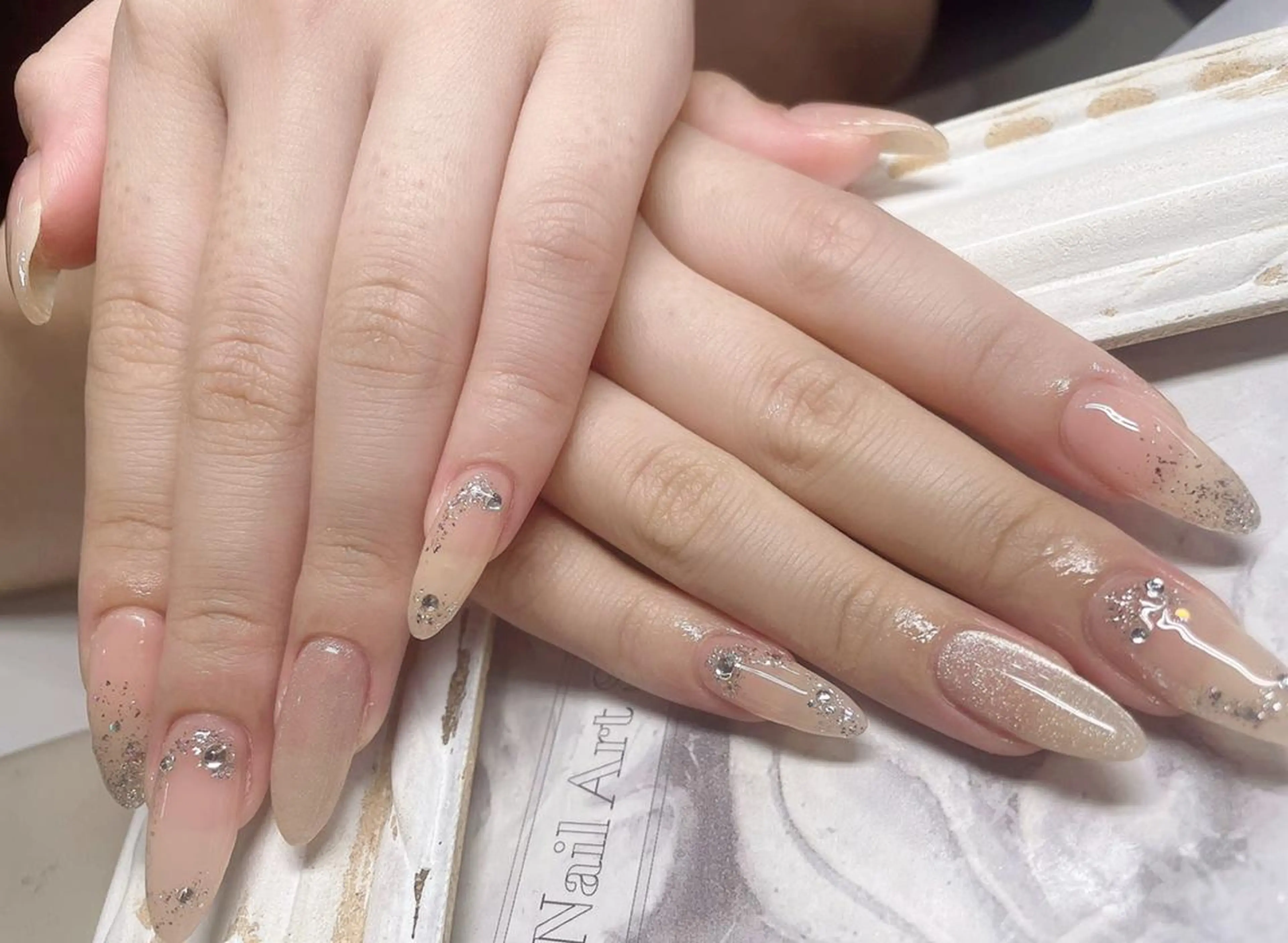 ネイル AB マツエクネイルサロンのネイルデザイン