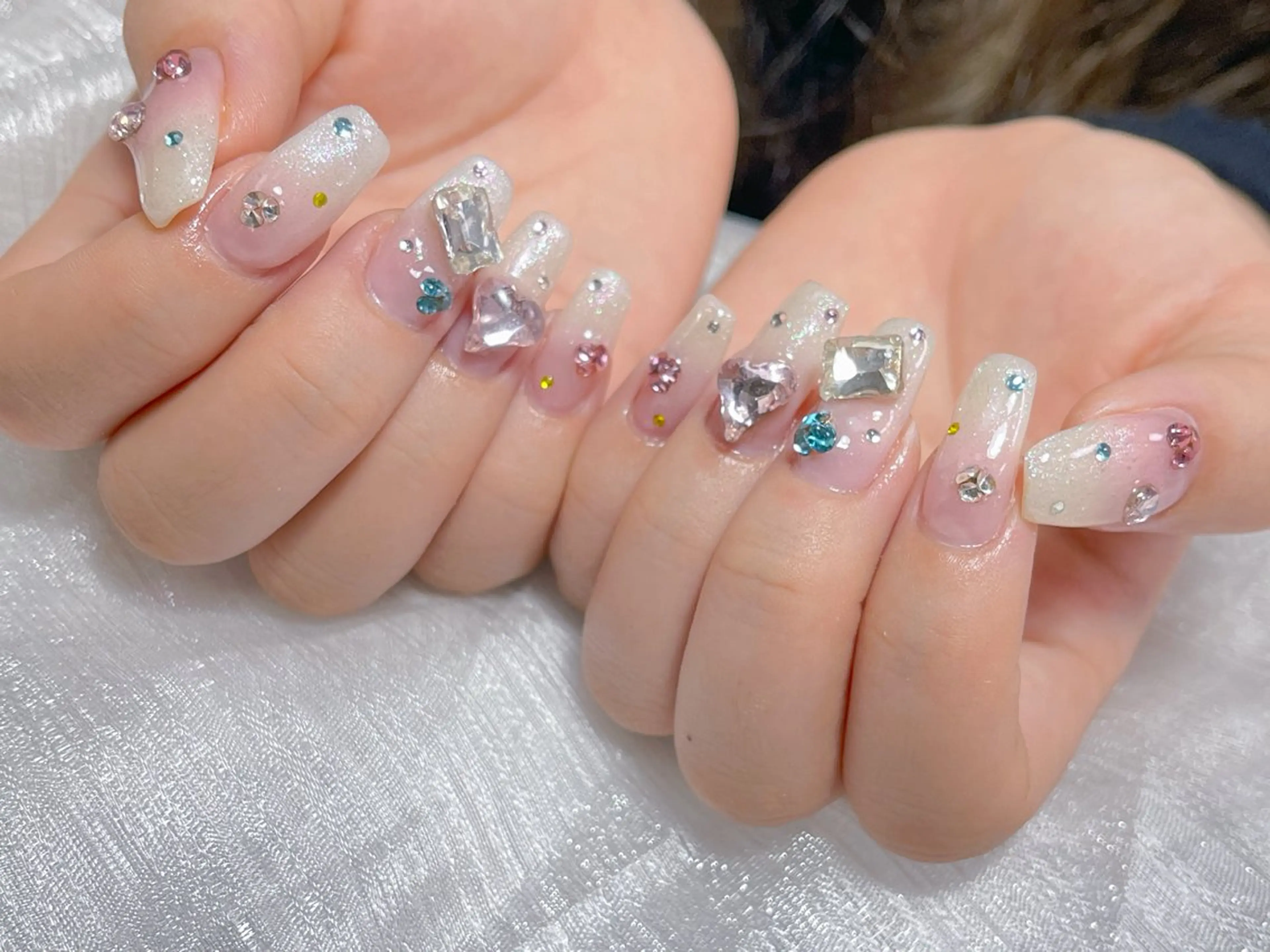 ネイル 🎀ネイルサロン エクラYUI🎀のネイルデザイン