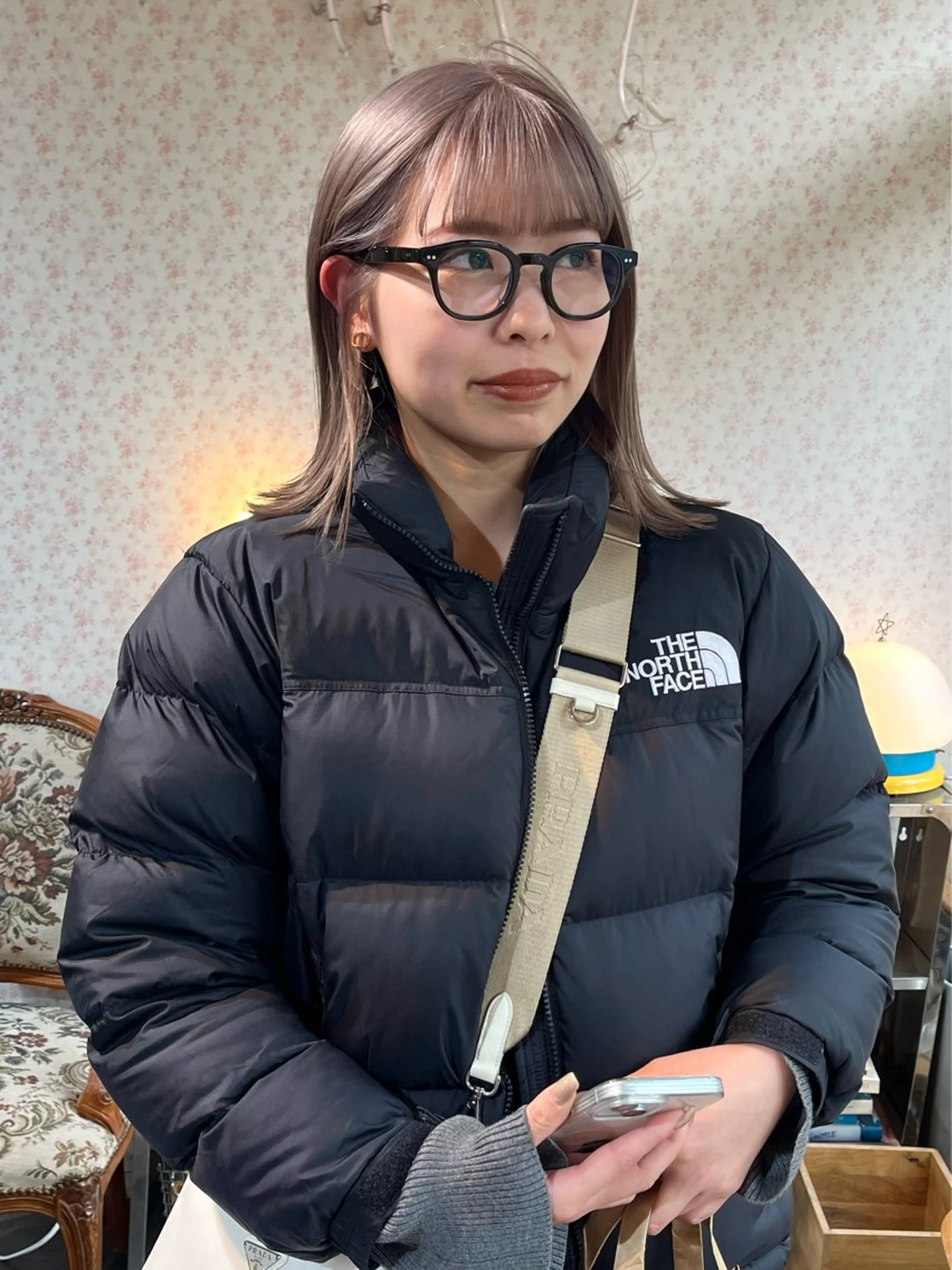 ミディアム カラー カット ヘアカラー トリートメント iru所属・レイヤーカット/ ハイトーン/mikiのヘアスタイル