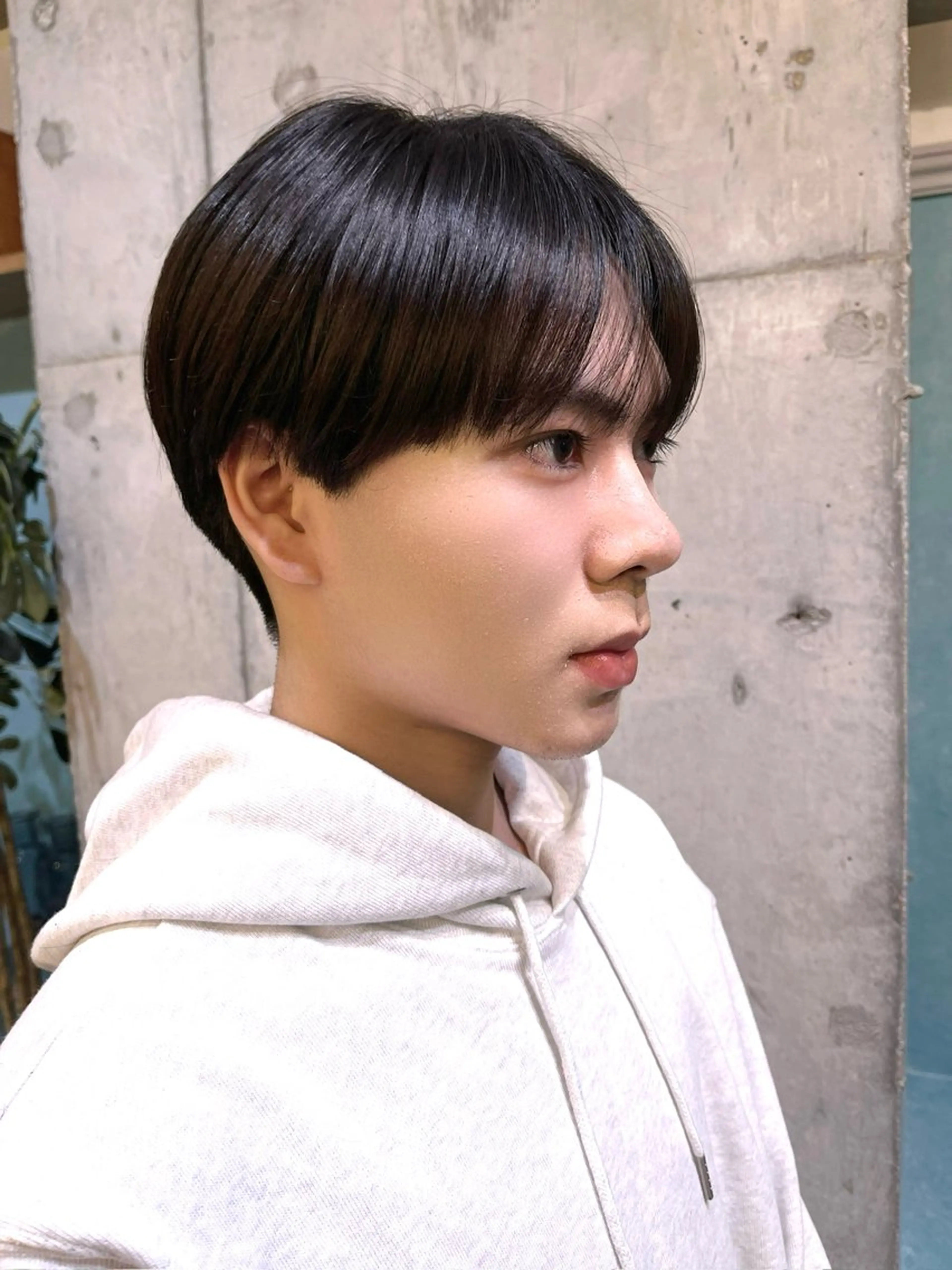 メンズ rinaブリーチなし 柔らかまろみベージュのヘアスタイル