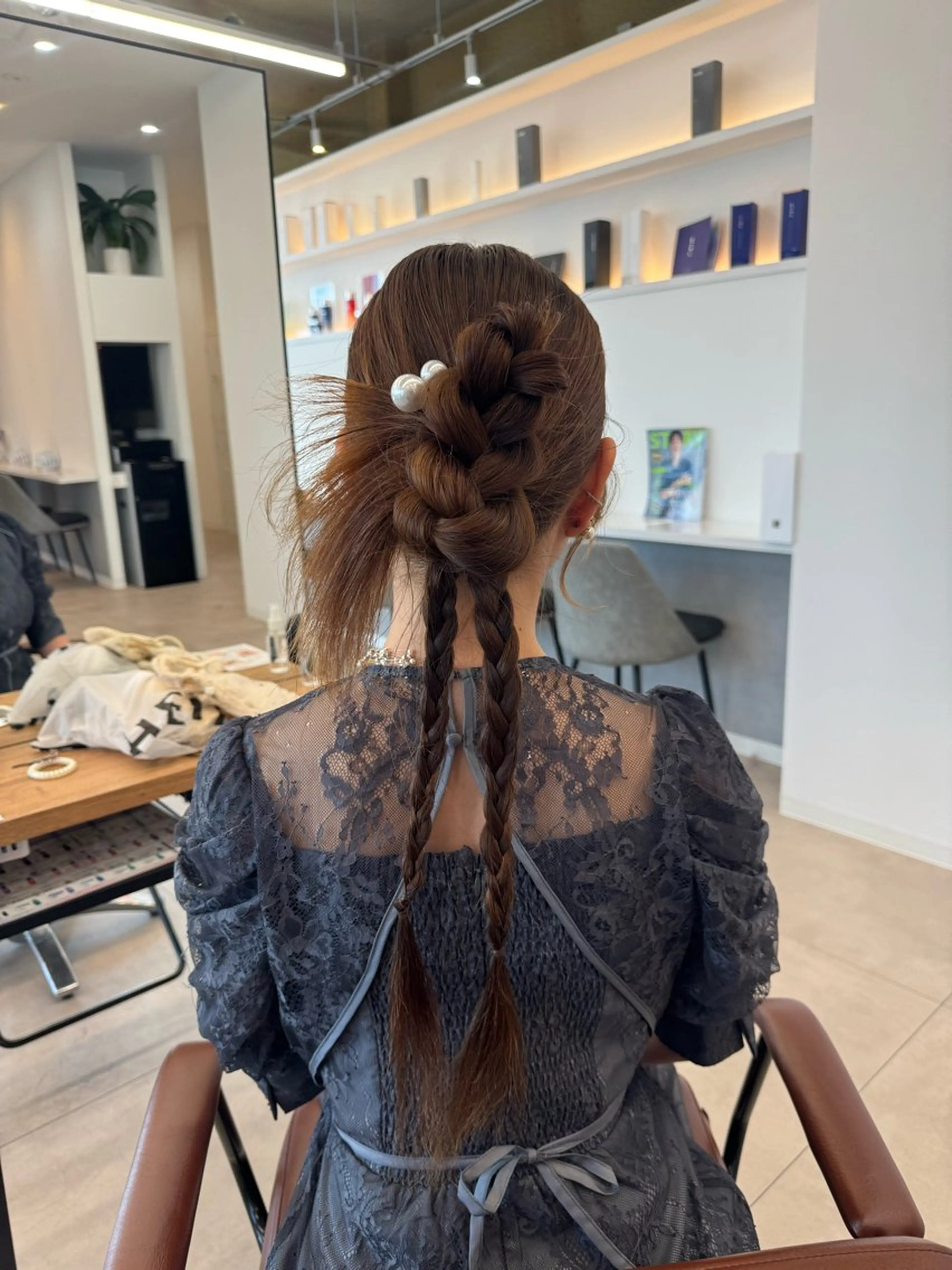 ロング ヘアアレンジ/ 透明感カラー/まひろのヘアスタイル