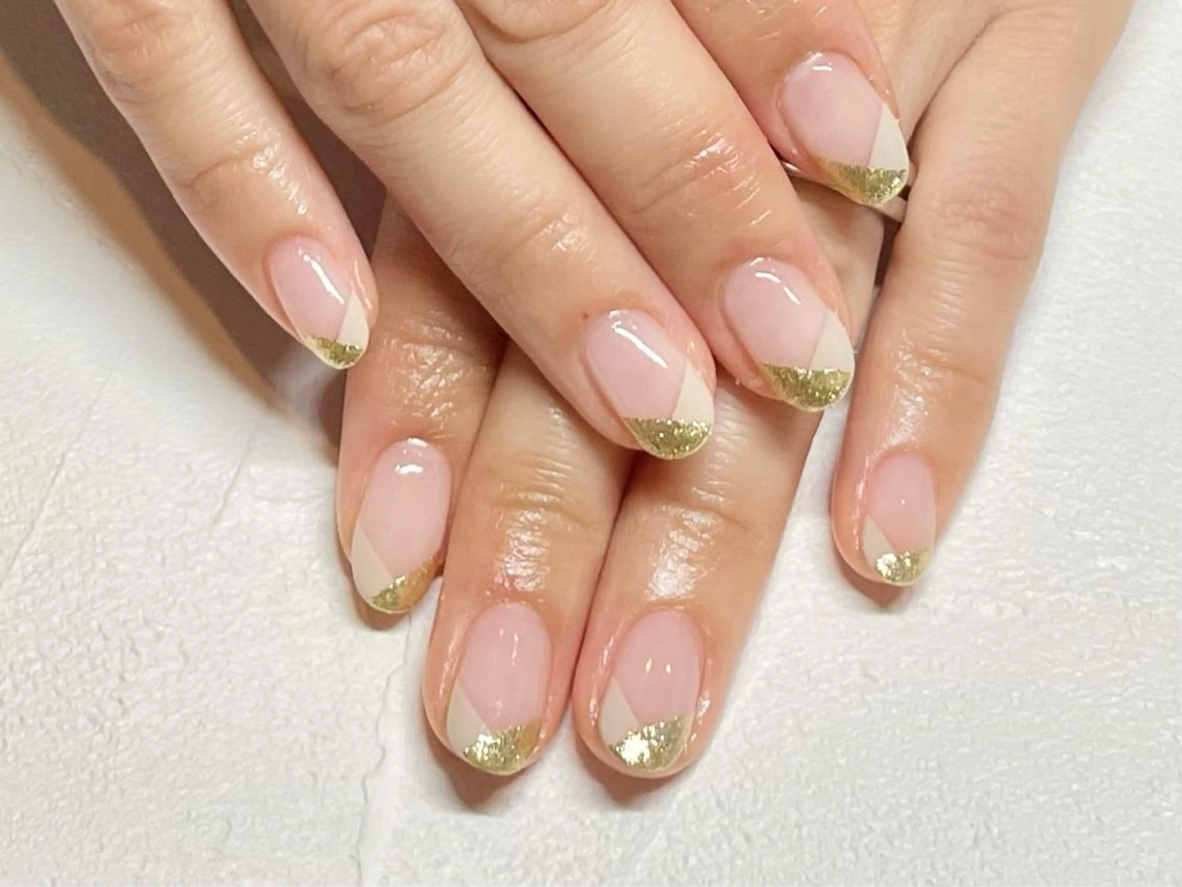 ネイル フレンチネイル ささき れいなのネイルデザイン