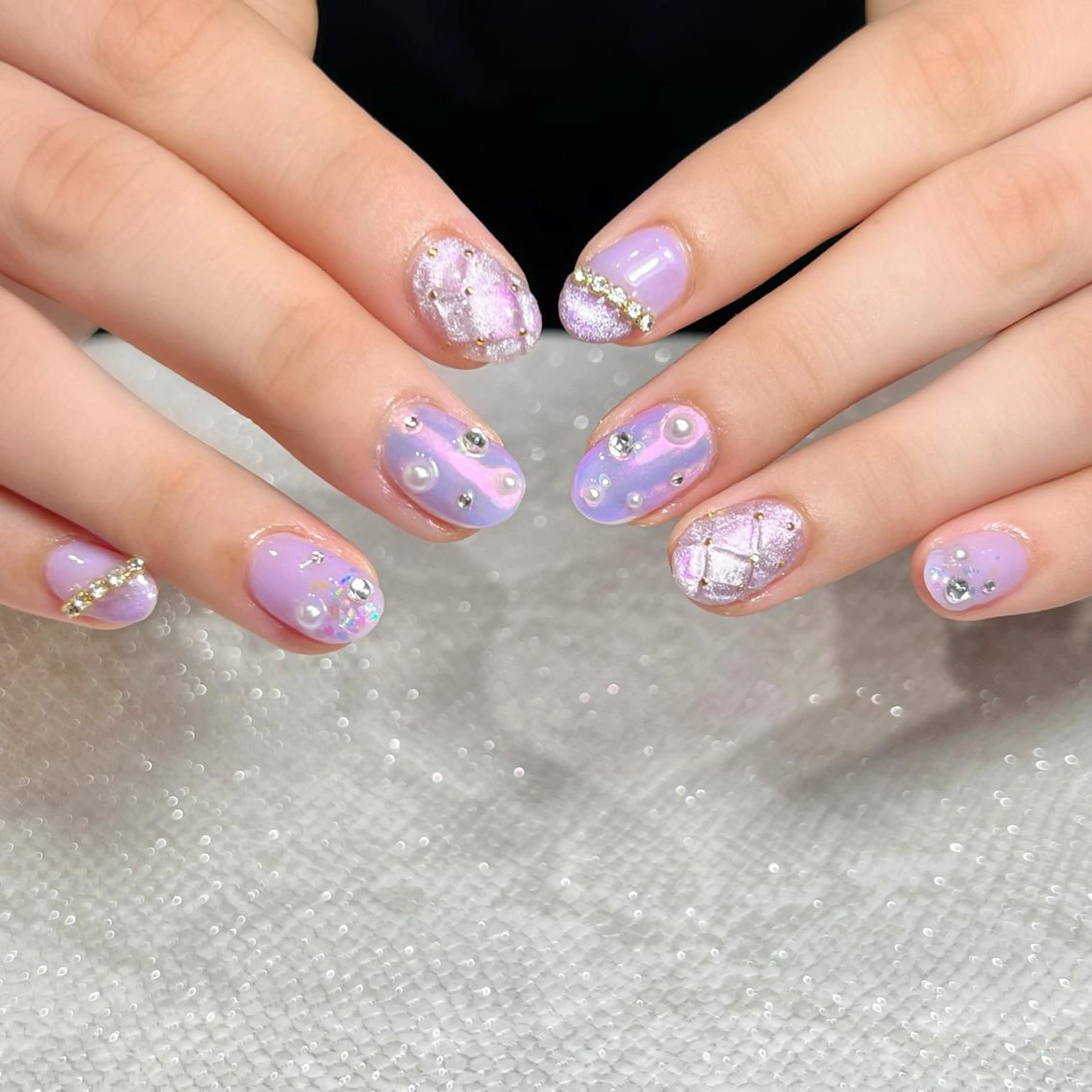 ネイル Mizuliネイル 眉毛メイクのサロンのネイルデザイン