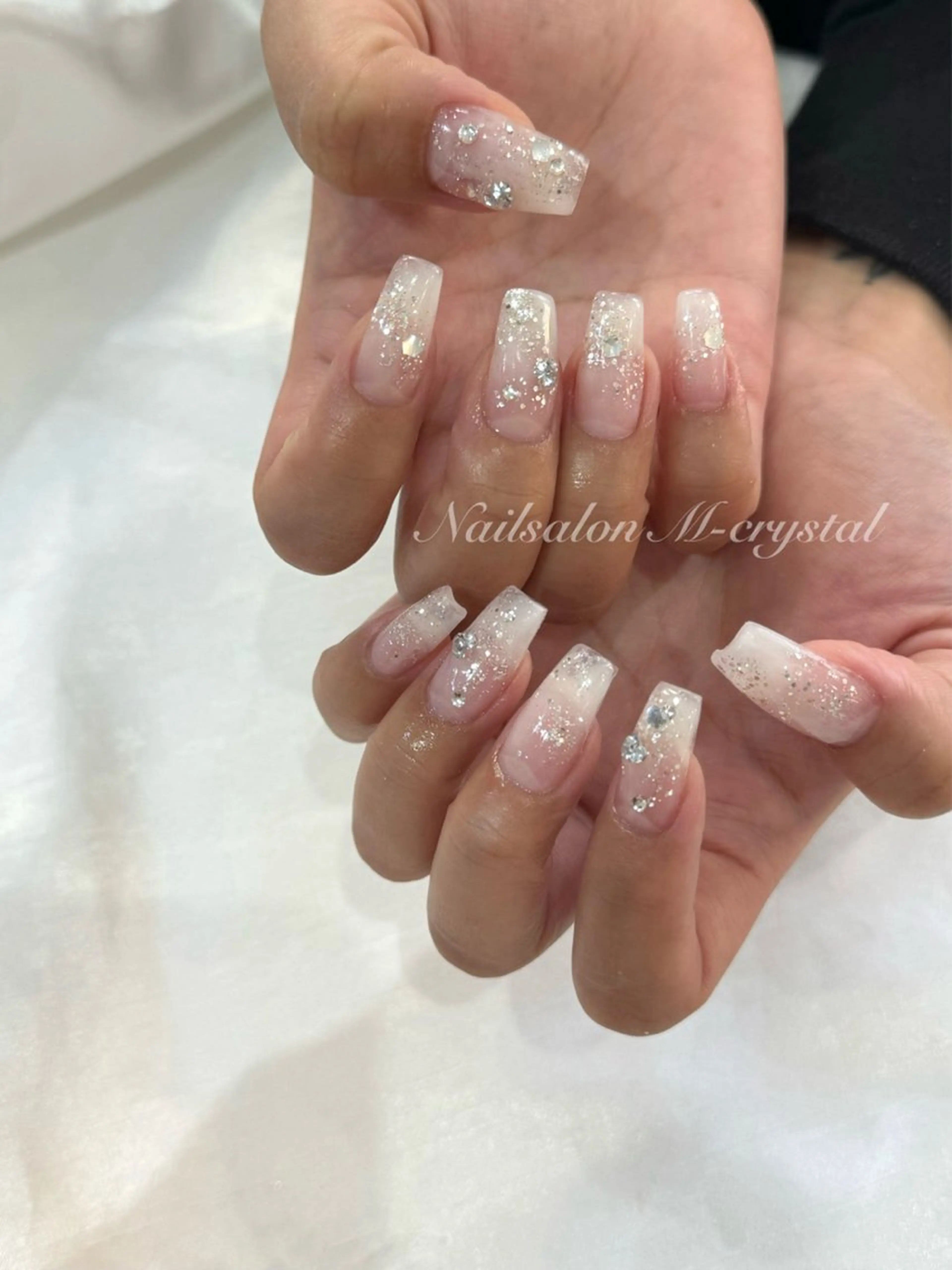 ロング Nailsalon M-crystalのネイルデザイン
