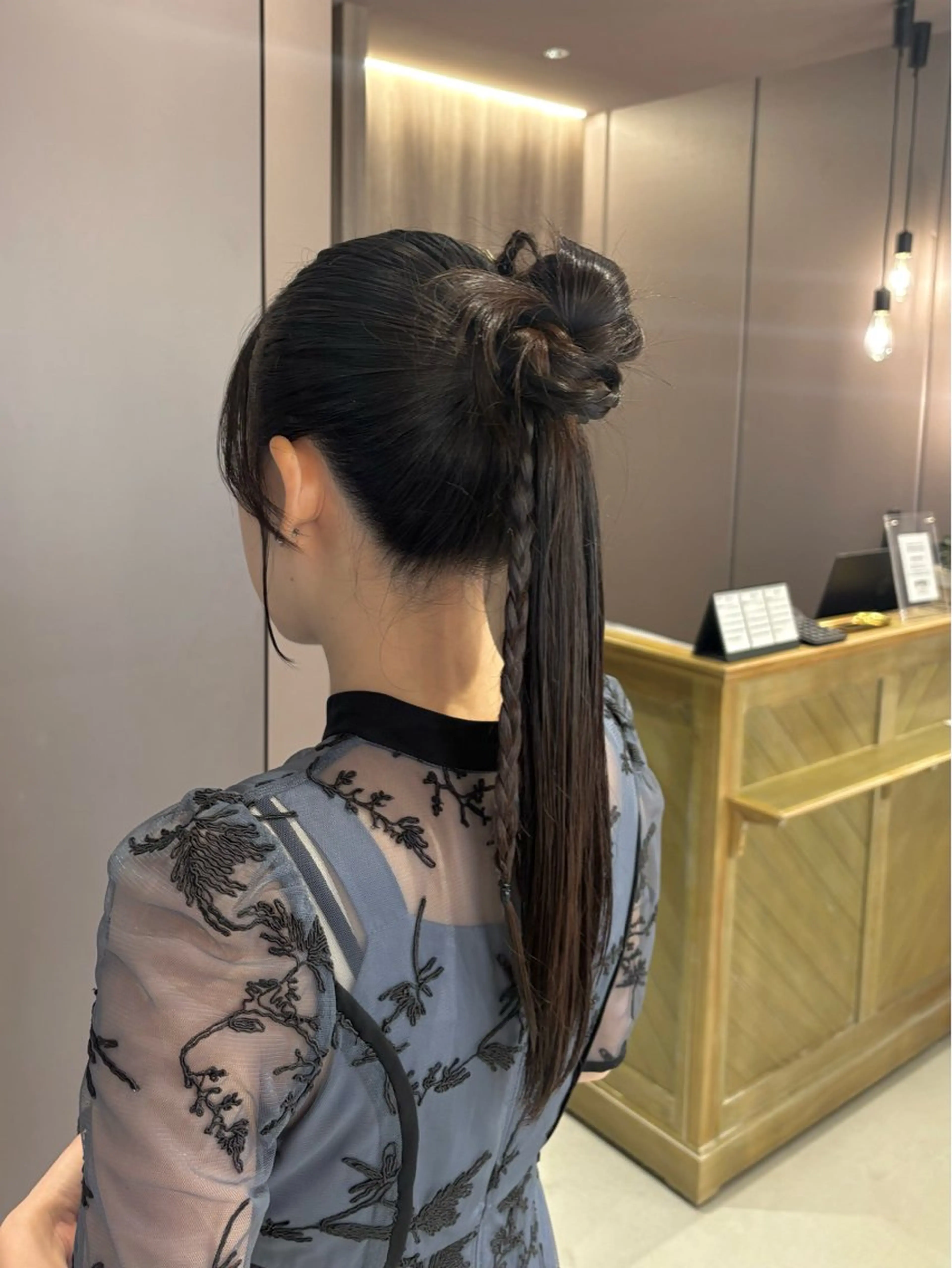 ロング ヘアアレンジ ヘアセット 韓国/透明感カラー さなのヘアスタイル