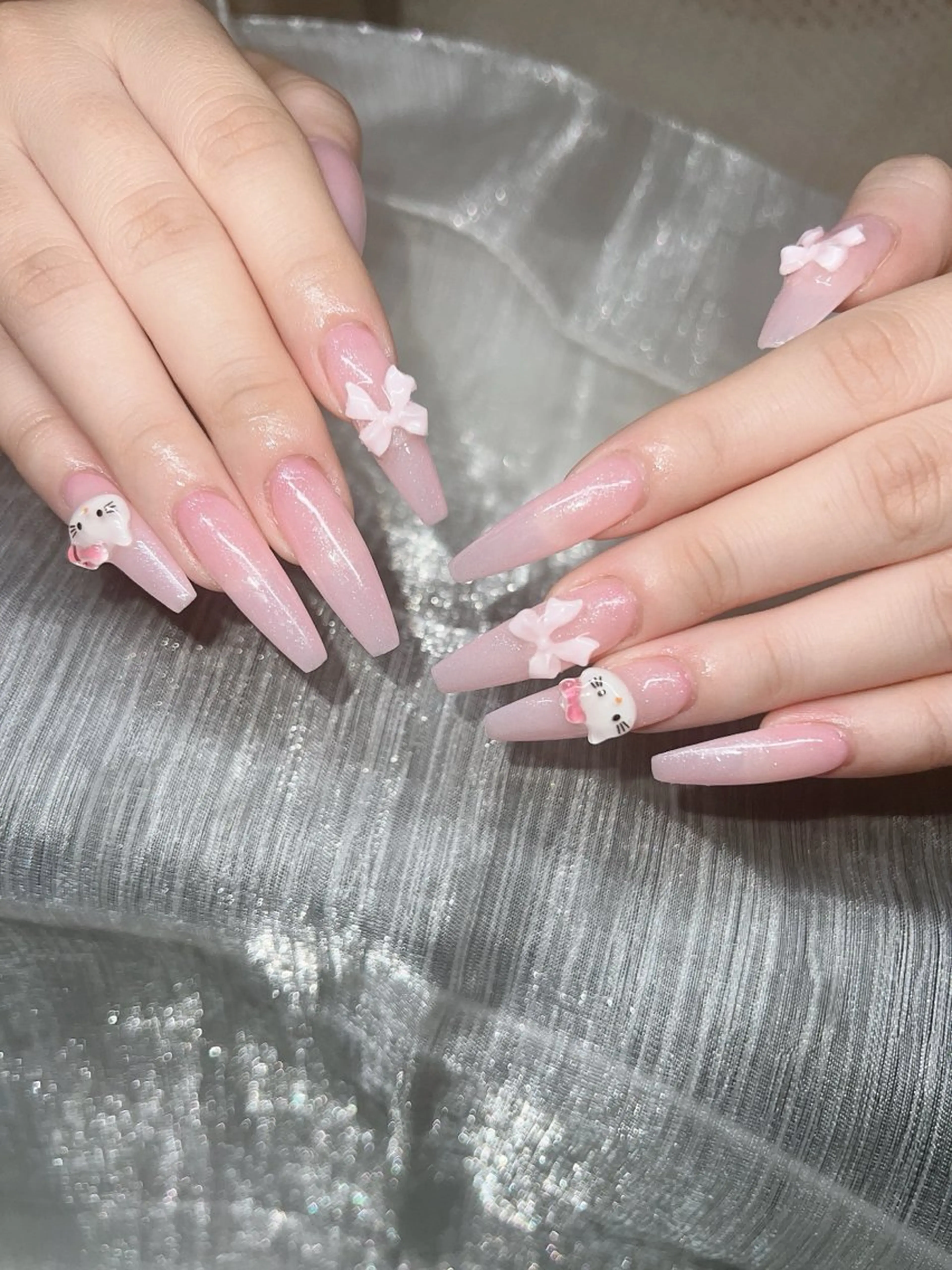 ネイル ハンドネイル Lee Nailsのネイルデザイン