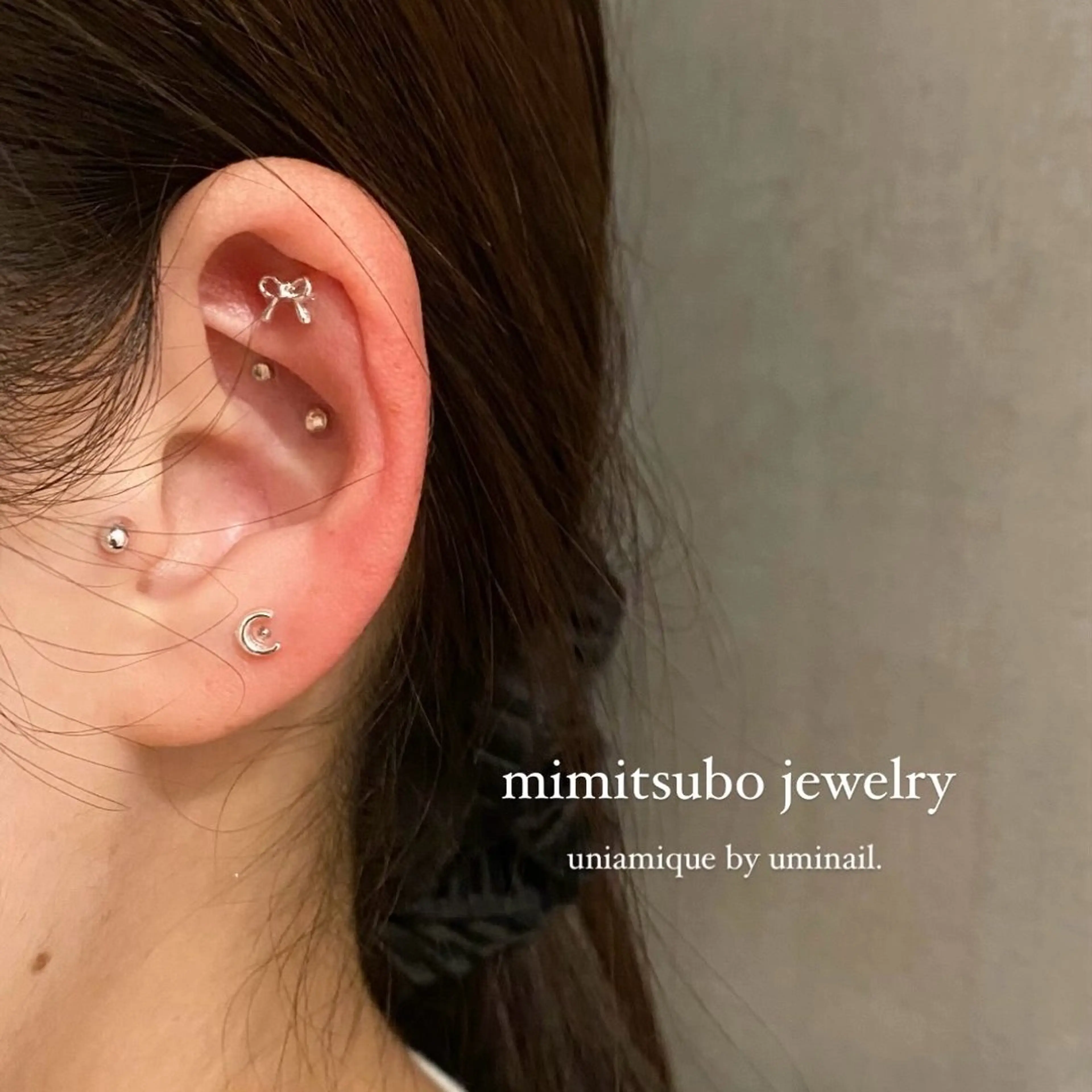 【ネイル同時施術割】耳つぼジュエリー￤両耳10個まで（大パーツ4個まで）の写真
