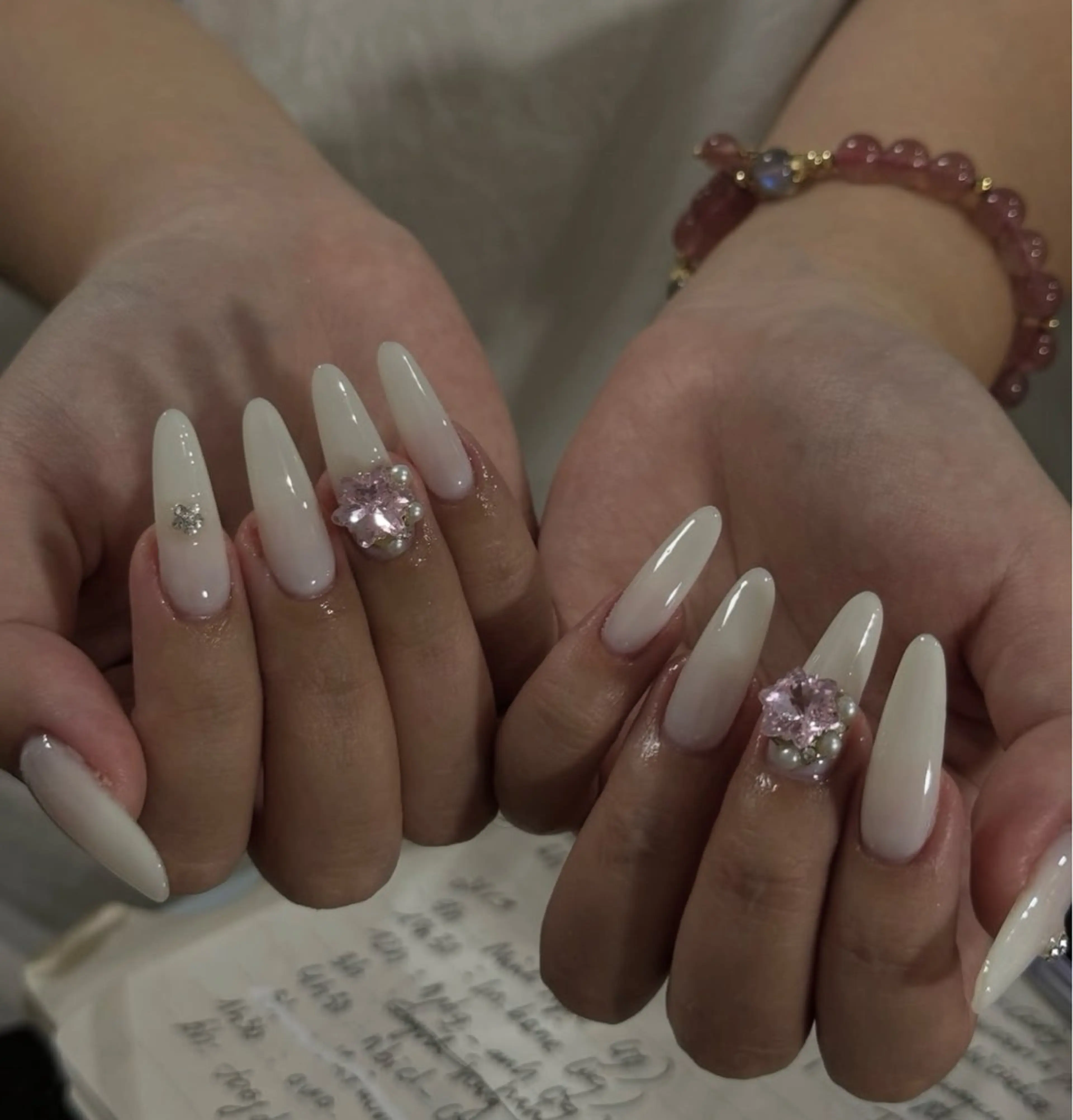 ネイル アートネイル オーロラネイル ブルー チークネイル フットネイル ハンドネイル NAILS168 新大久保店のネイルデザイン