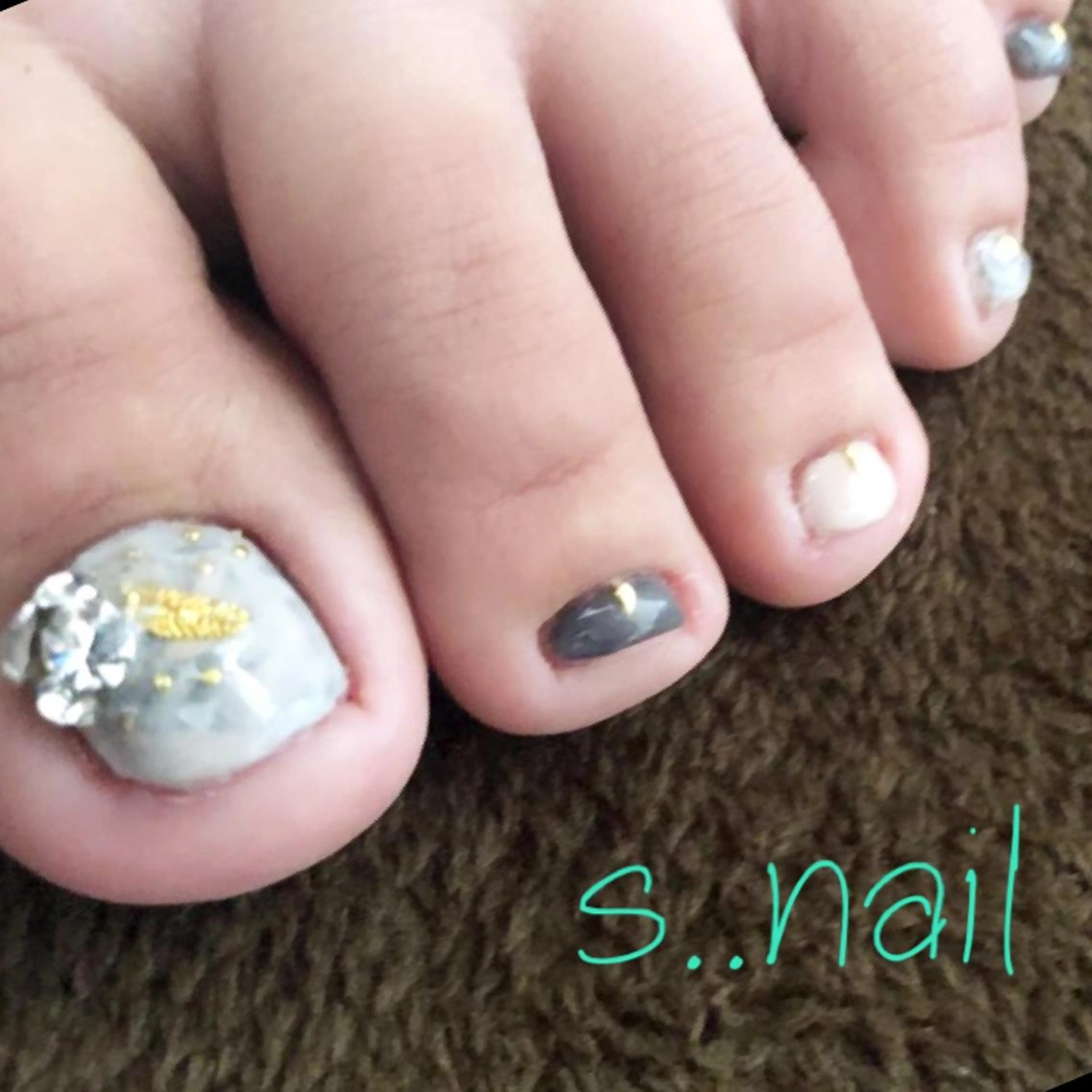 ネイル 大理石ネイル(マーブル) ハンドネイル フットネイル s..nail / MORITAのネイルデザイン