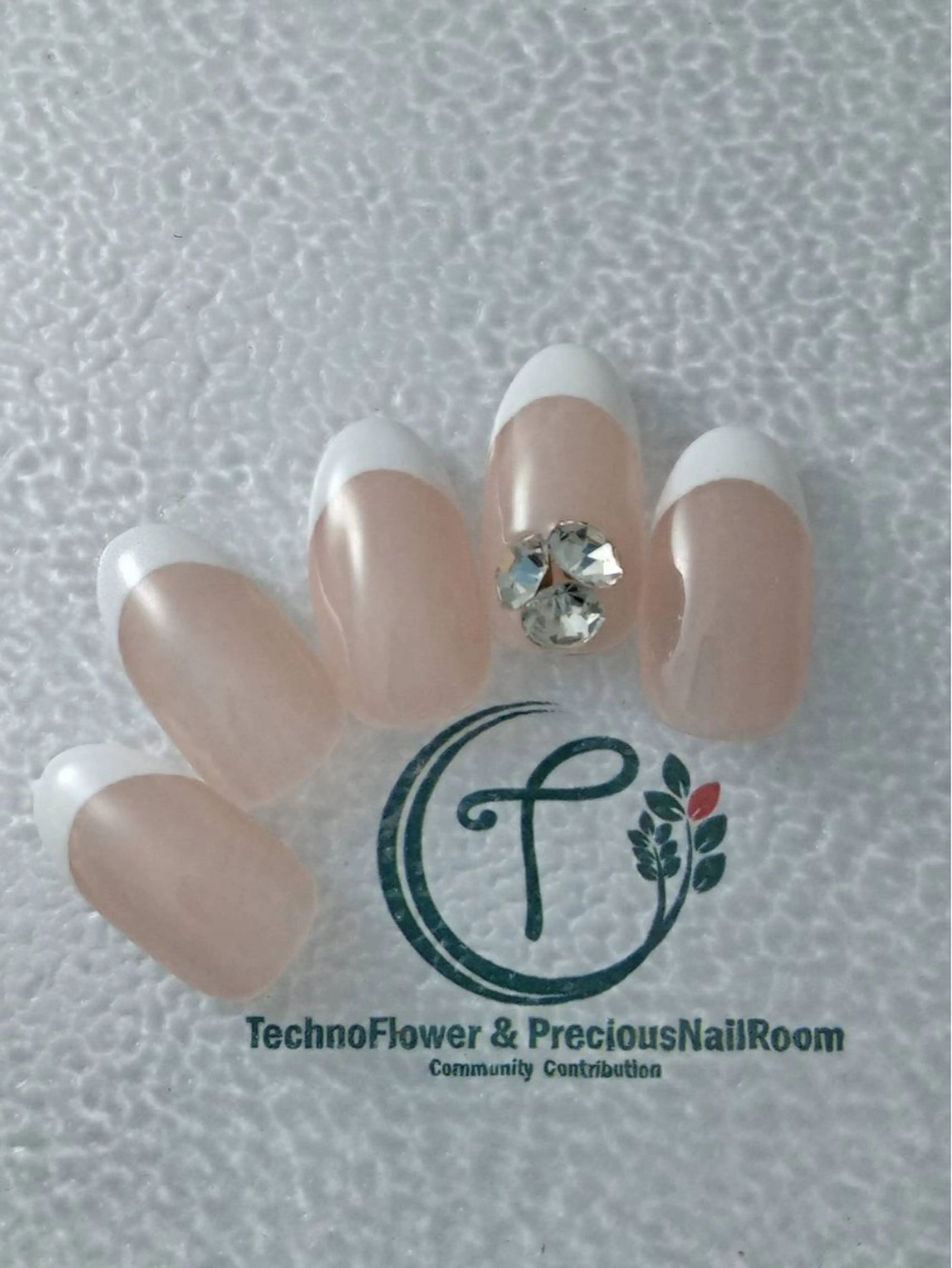 ネイル フラワーネイル precious nail room所属・precious nail  roomのネイルデザイン