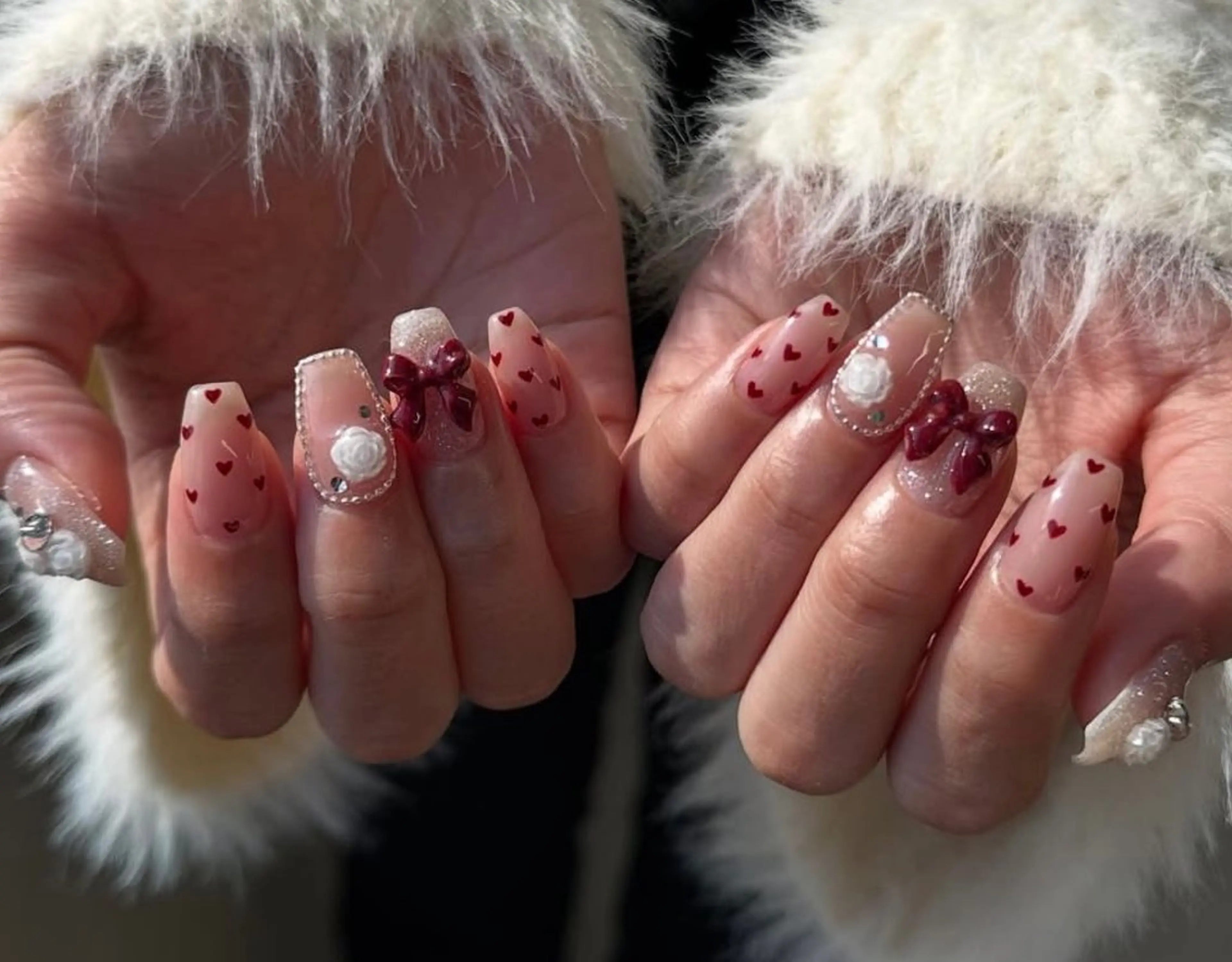 ネイル オーロラネイル 長さ出し フレンチネイル ジェルネイル ガラスフレンチ ハンドネイル Rela・S NAILのネイルデザイン