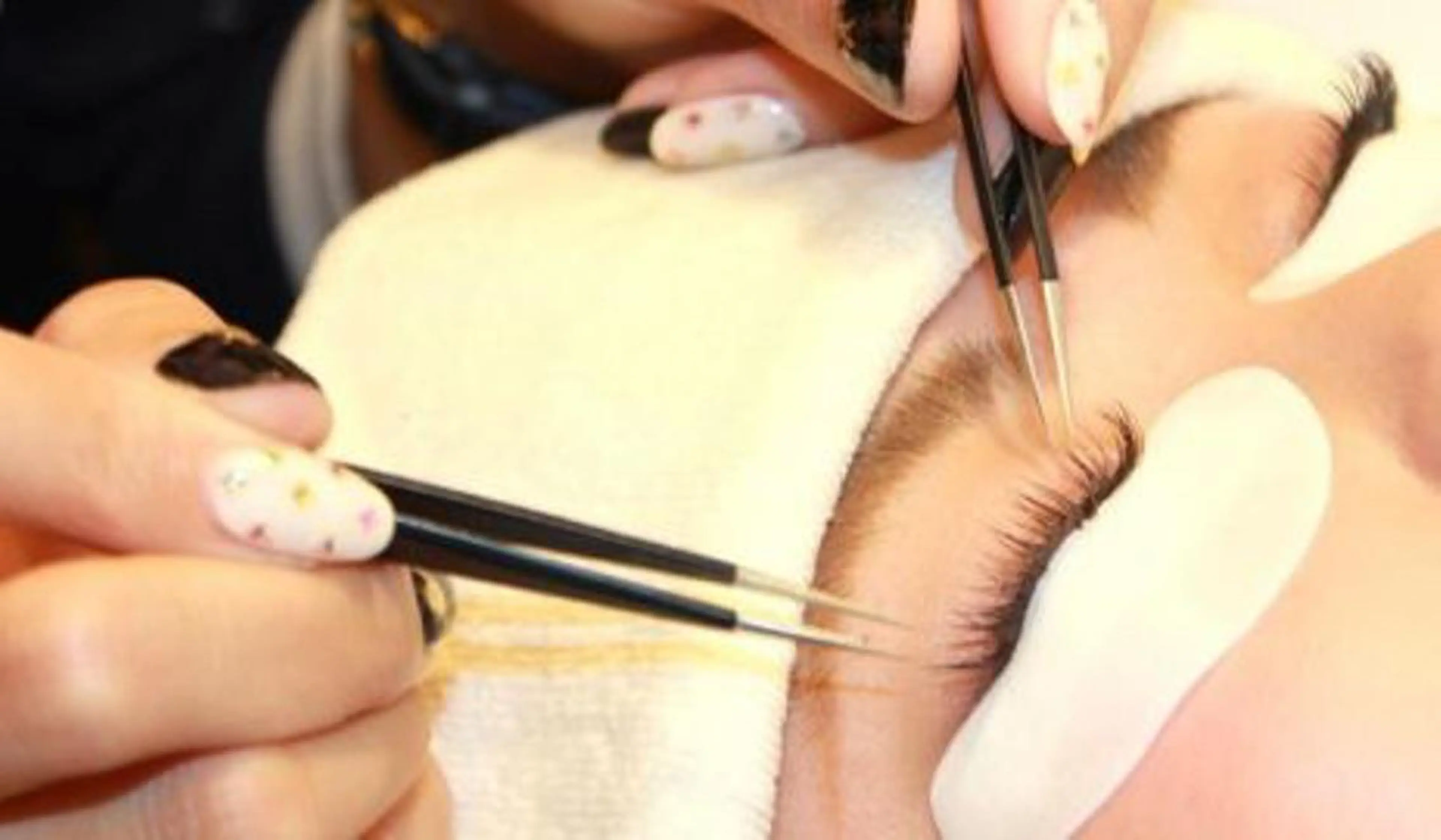 マツエク・マツパ nashira -ナシラ- 恵比寿のマツエク・マツパデザイン