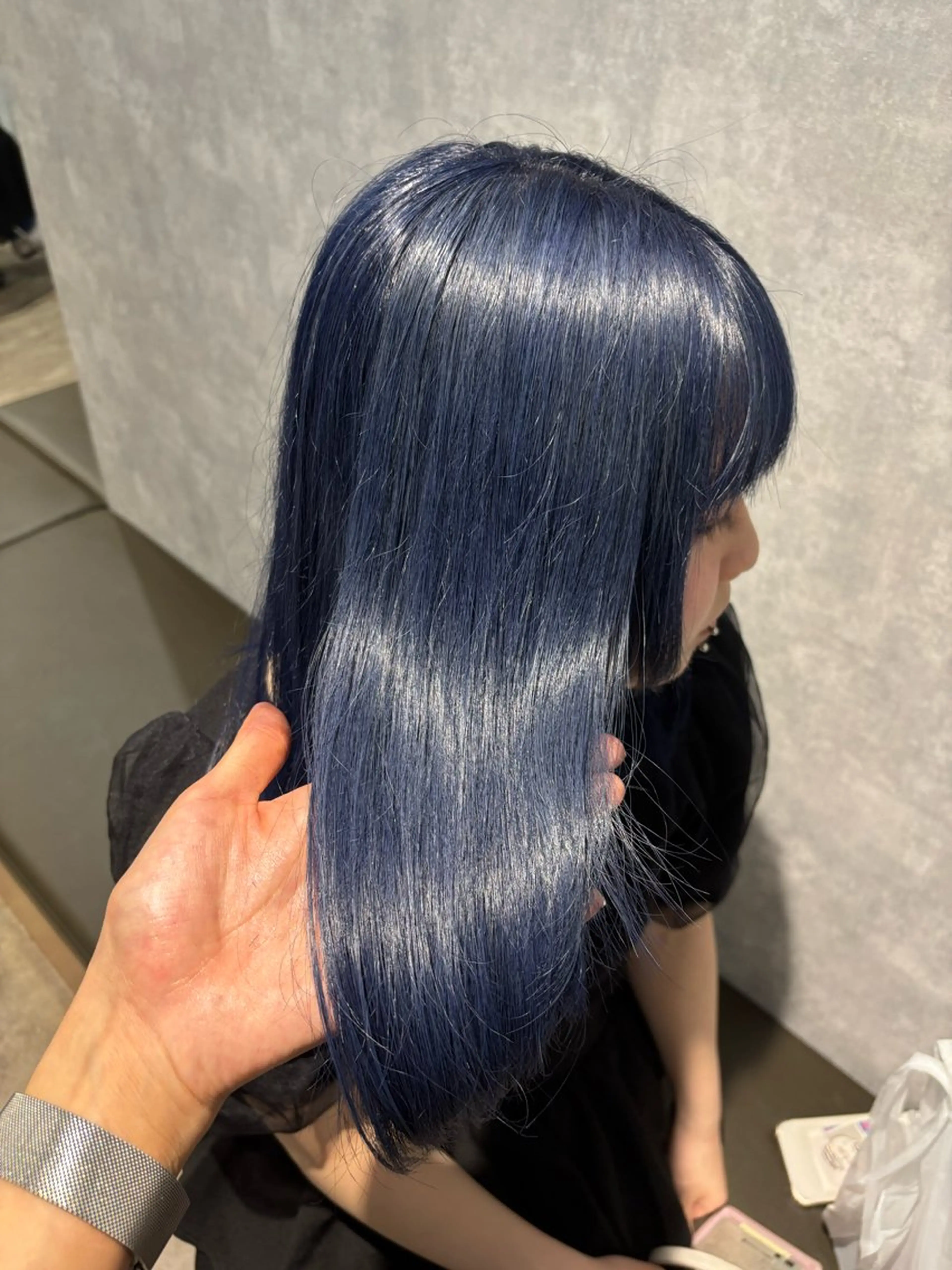 ミディアム カラー ヘアカラー トリートメント 🌐NATSUMI 🌐【寒色カラー】のヘアスタイル