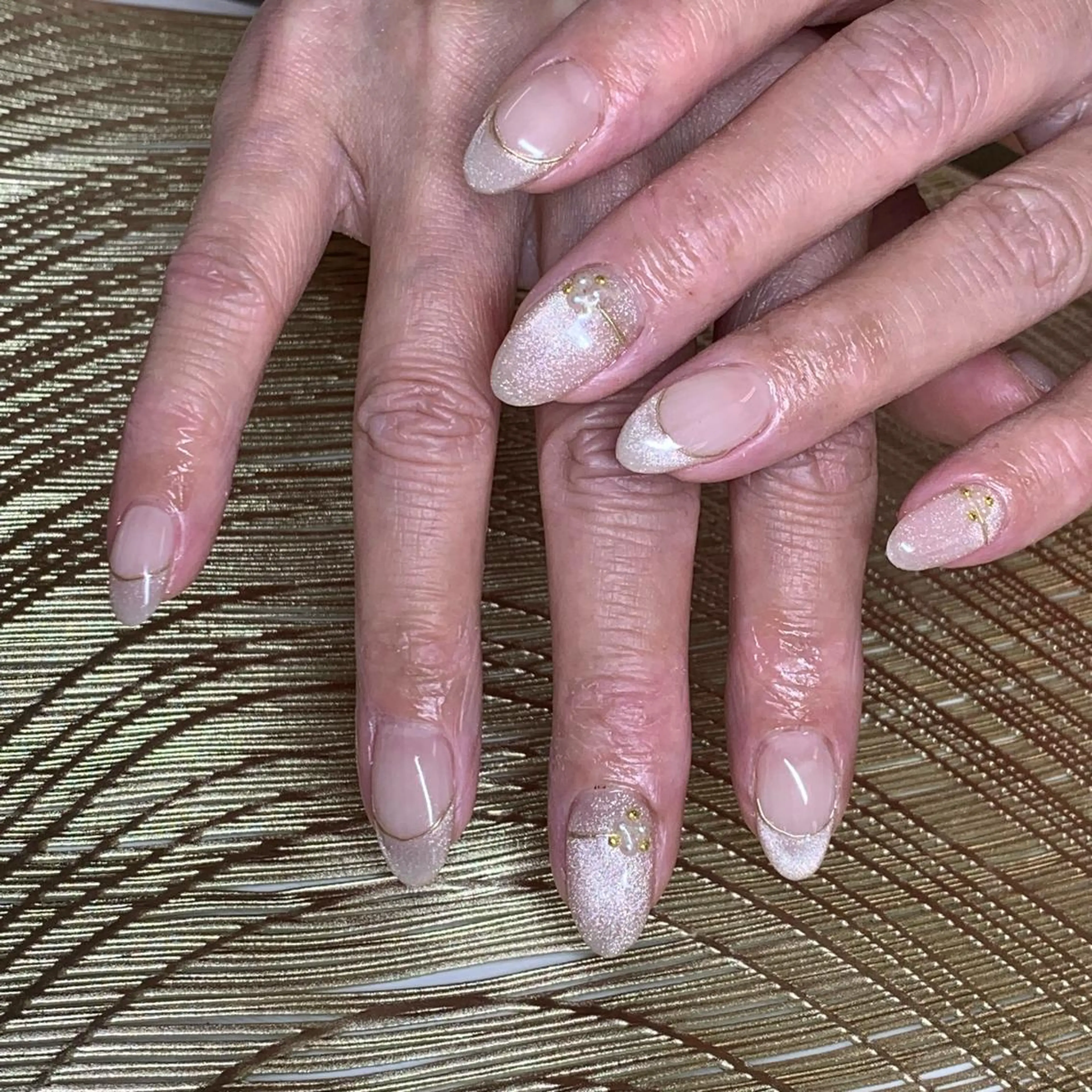 ネイル ハンドネイル καρδιά -ｶﾙﾃﾞｨｱ-のネイルデザイン