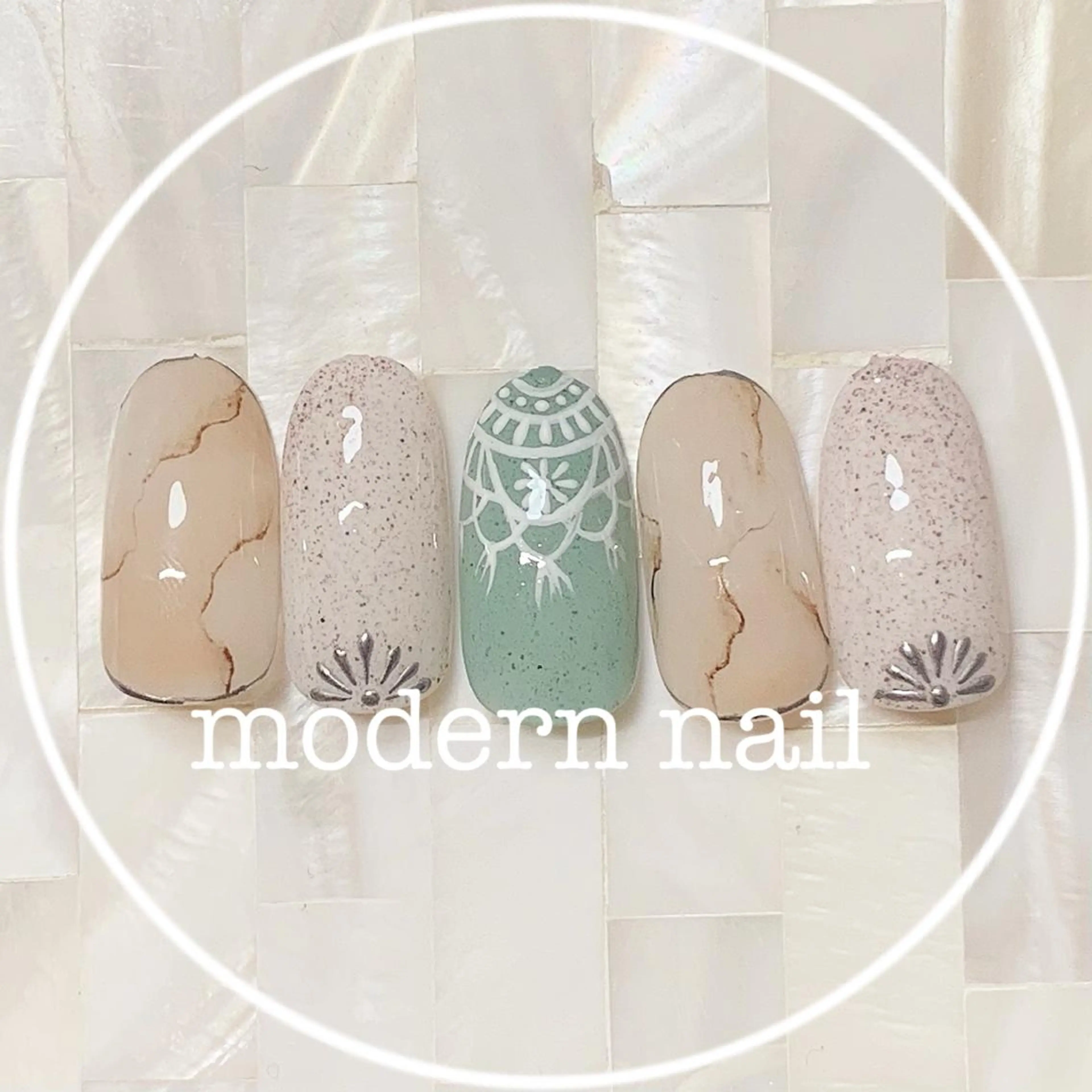 ネイル ジェルネイル 小川 玲奈のネイルデザイン