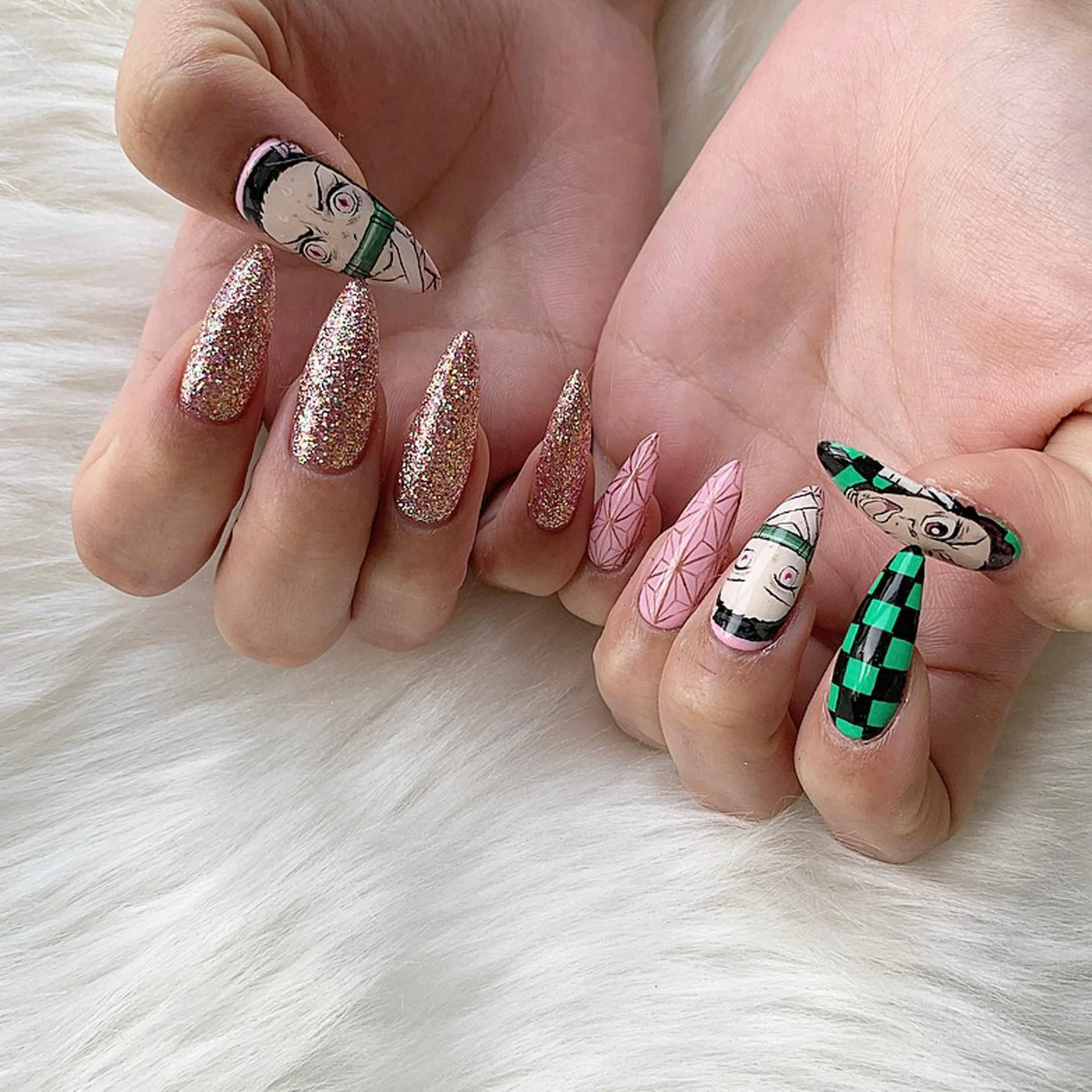 ネイル 山本 志乃美のネイルデザイン