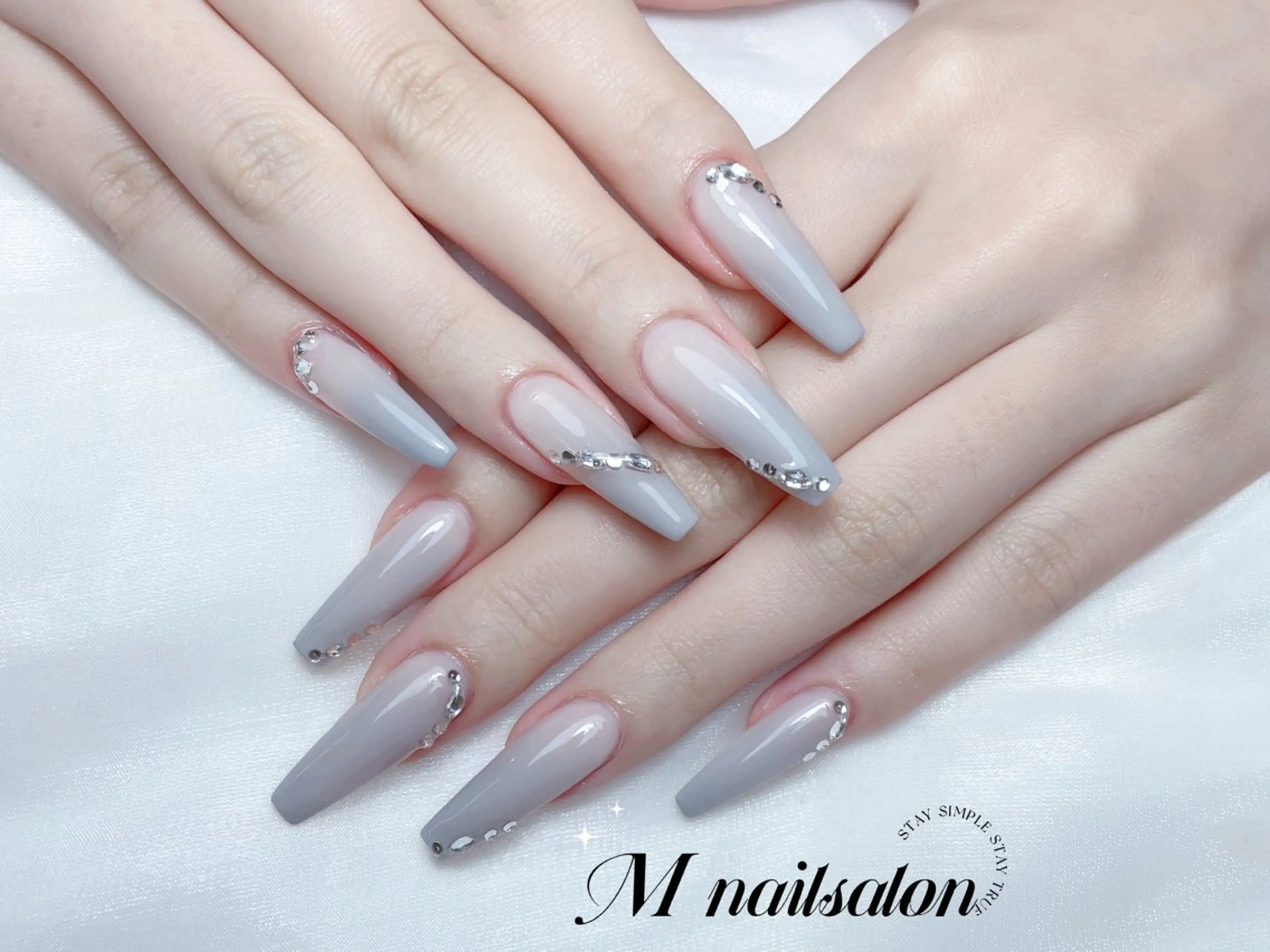 ネイル ハンドネイル M🌷nail 長さだし専門店のネイルデザイン