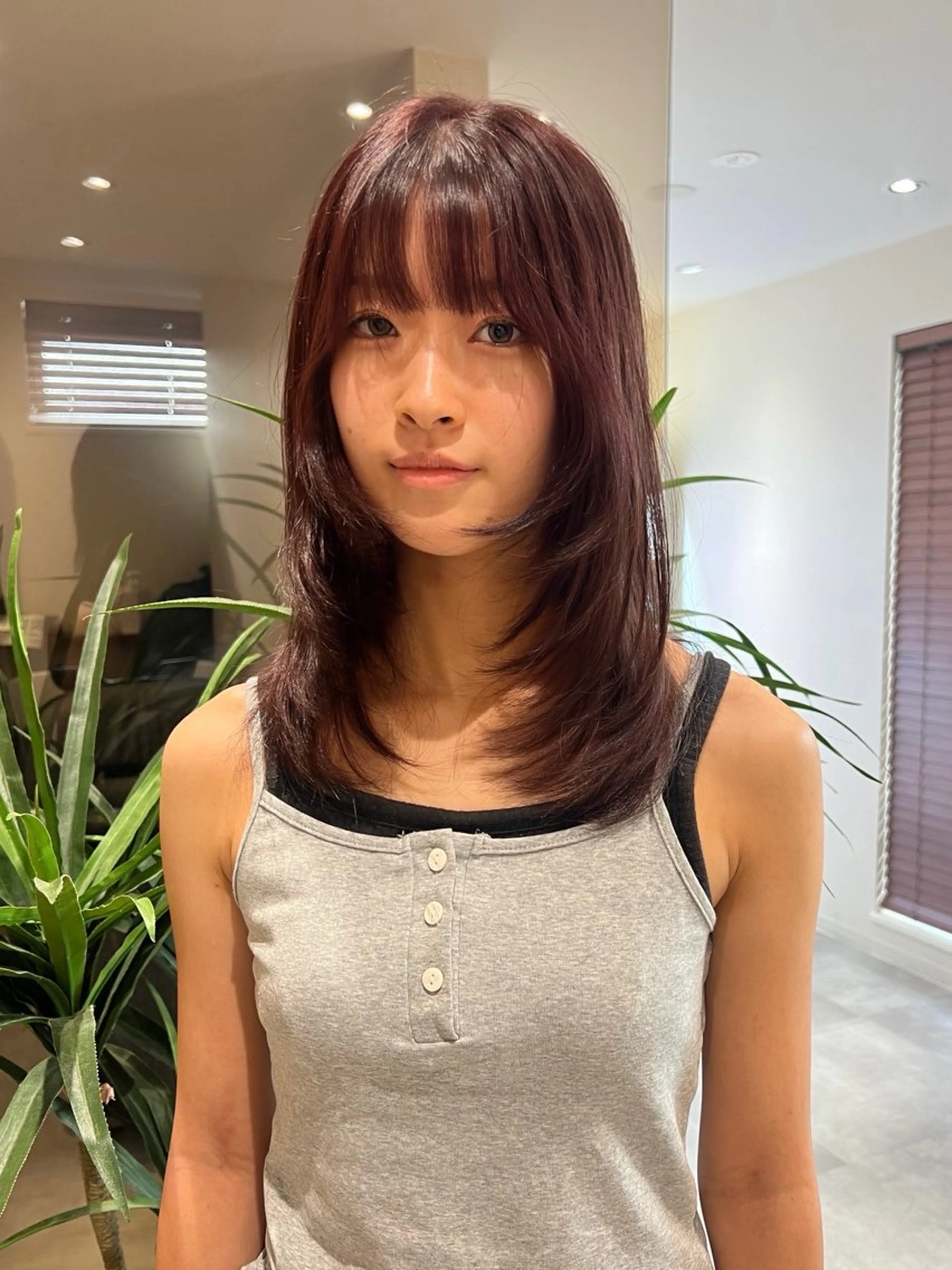 セミロング カラー レイヤー/ 透明感SHIMAのヘアスタイル