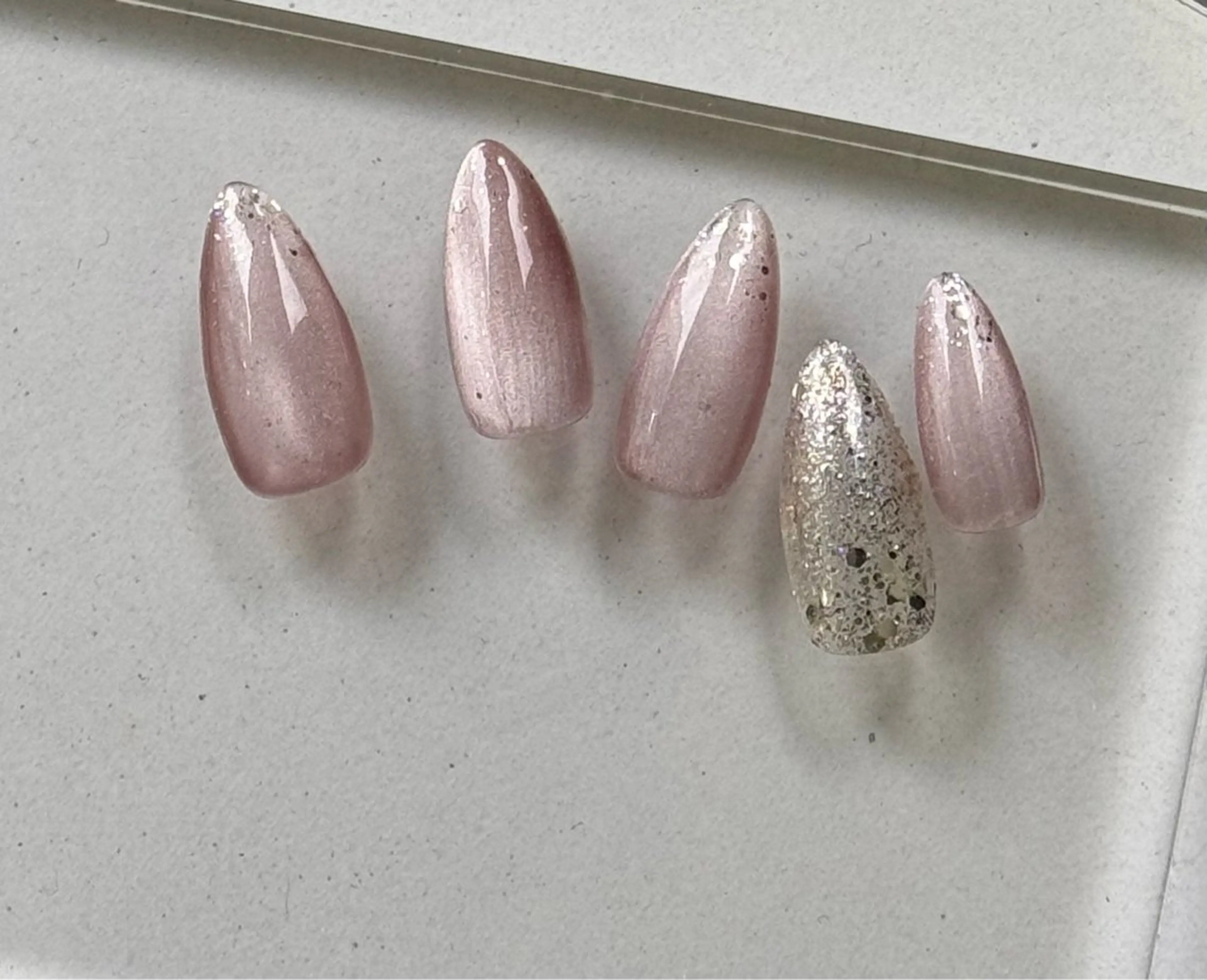 ネイル K. NANAのネイルデザイン