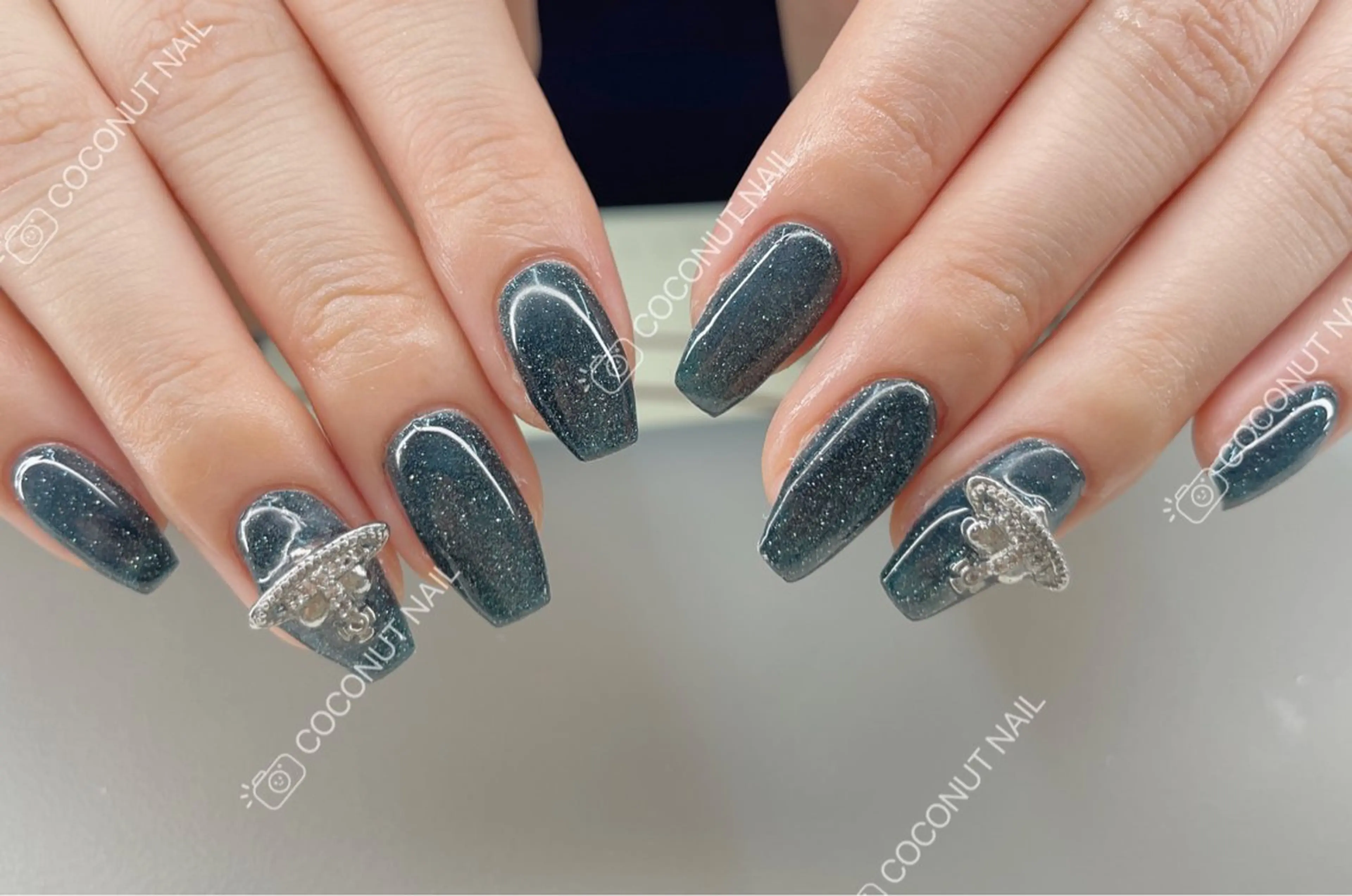 ネイル フラッシュネイル マグネットネイル ハンドネイル 神田 ココナッツのネイルデザイン