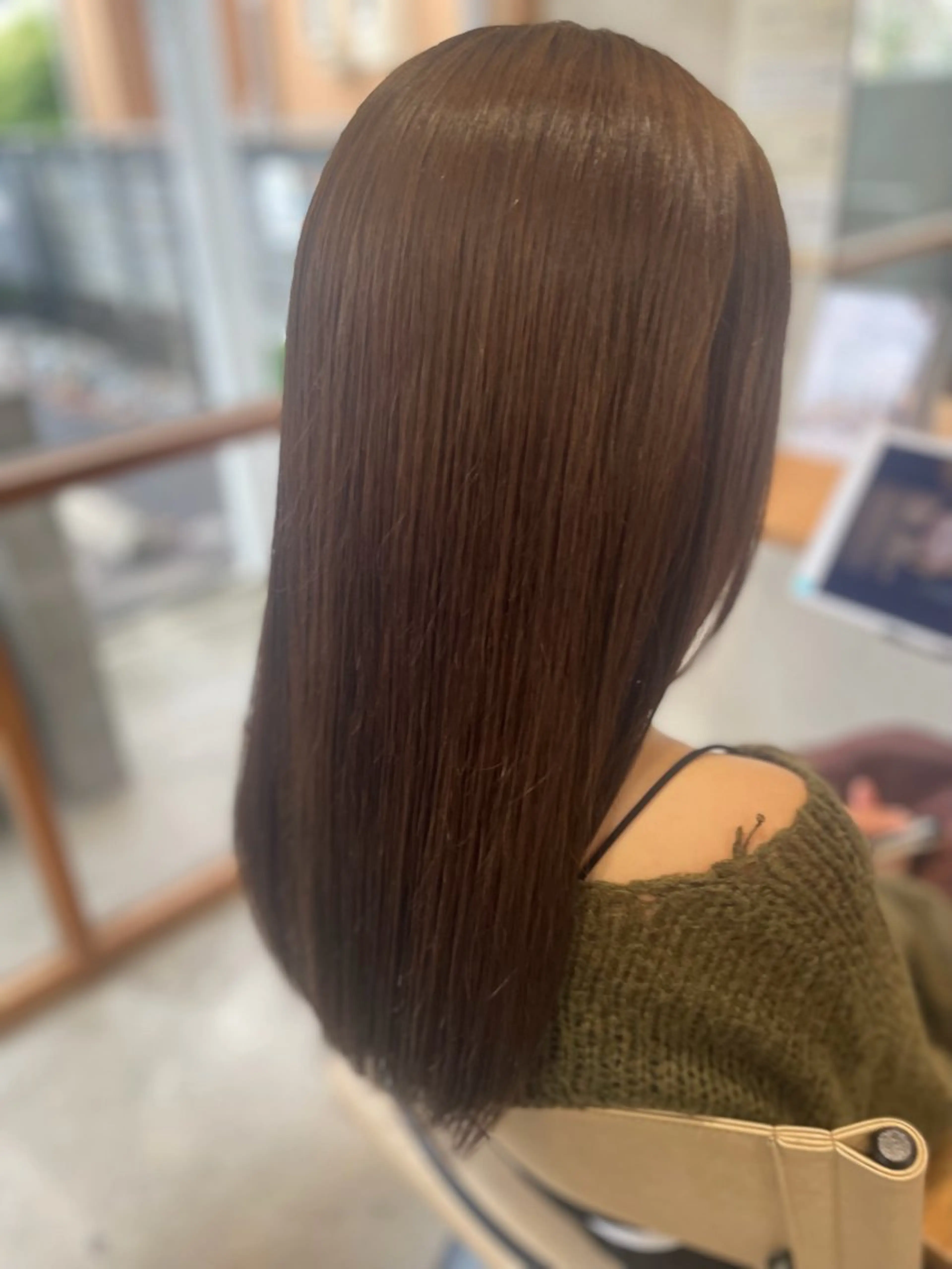 ロング カラー ブリーチ ブラウンカラー 透明感カラー ダブルカラー マロンブラウン ヘアカラー momoka 女性限定のヘアスタイル