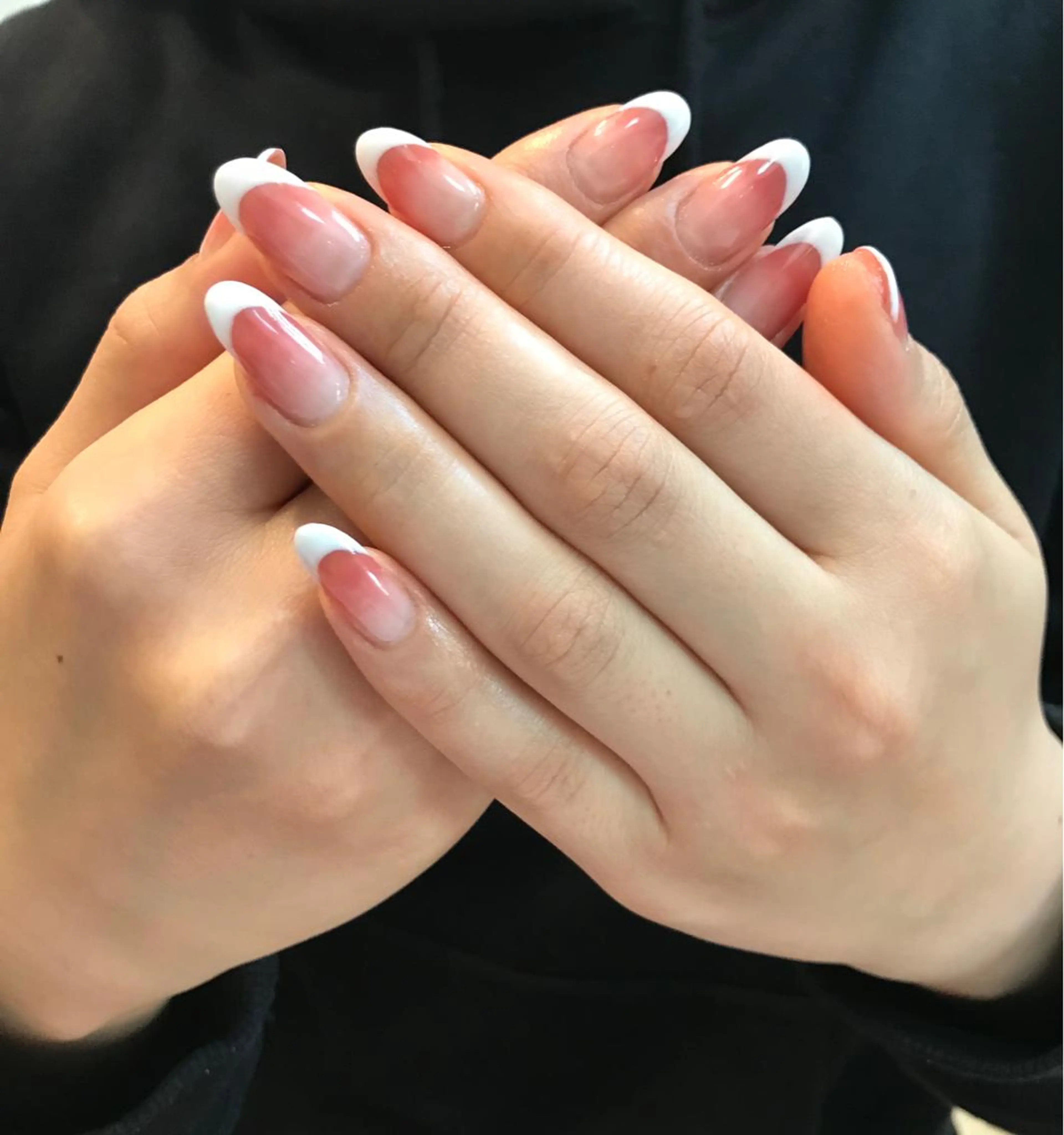 ネイル フレンチネイル グラデーション 赤色 private salon G所属・goto yoshikoのその他イメージ