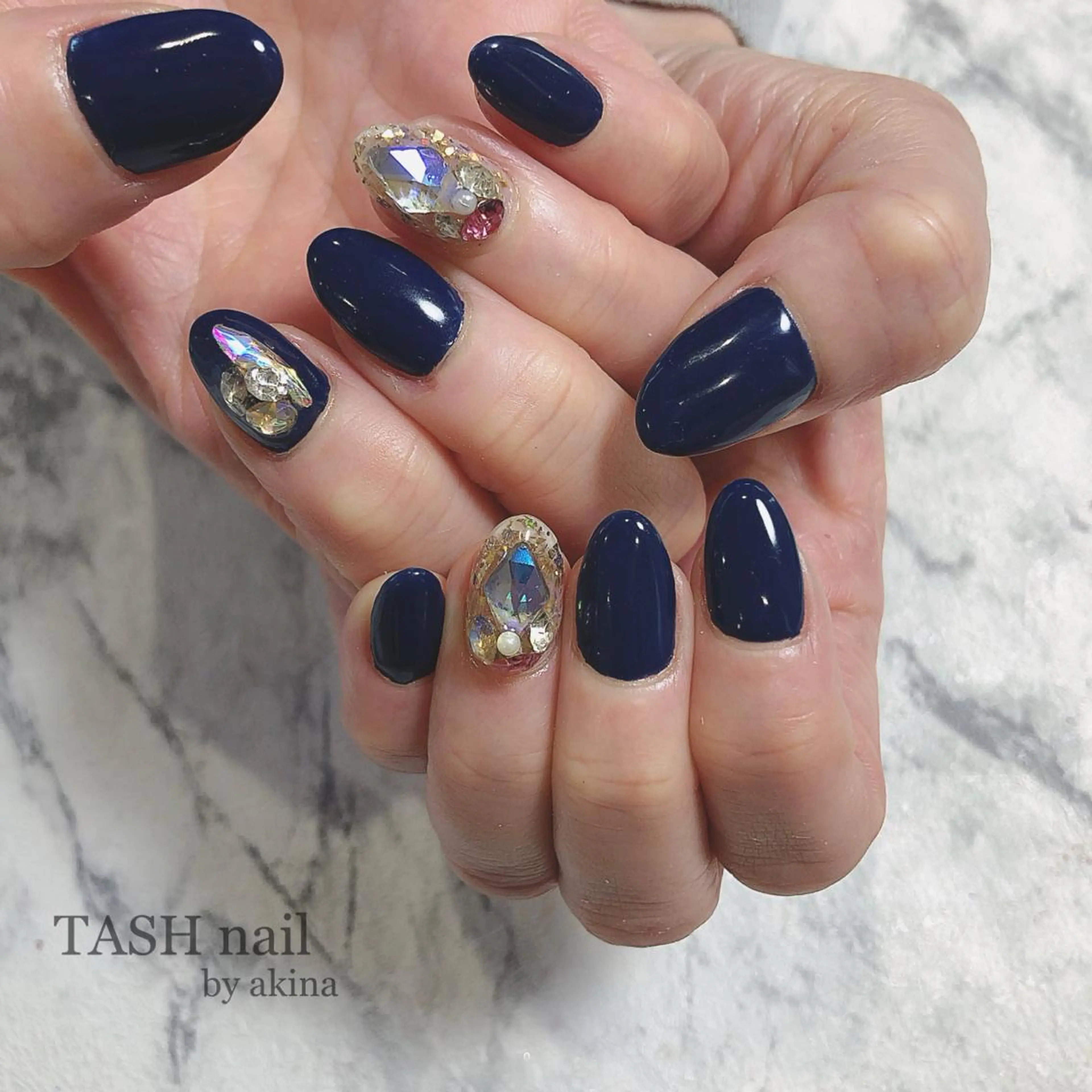 ネイル TASH nailのネイルデザイン